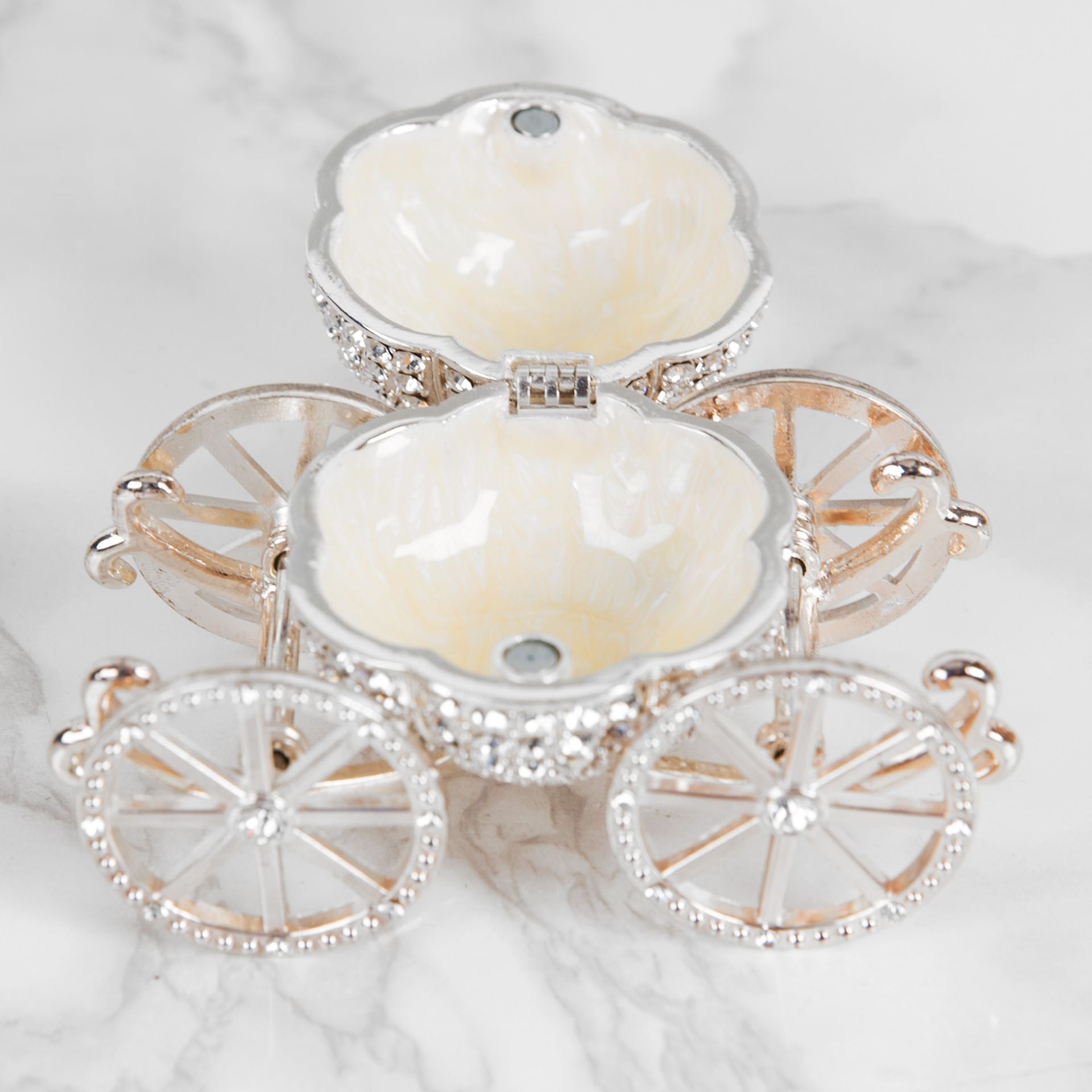 Treasured Trinkets - Crystal Carriage