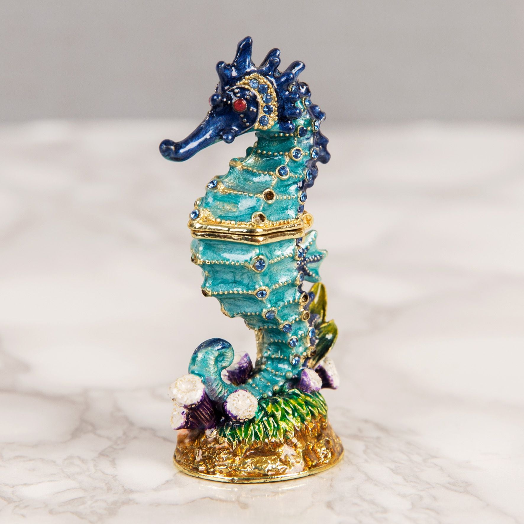Treasured Trinkets - Sea Horse Blue *(72/36)*
