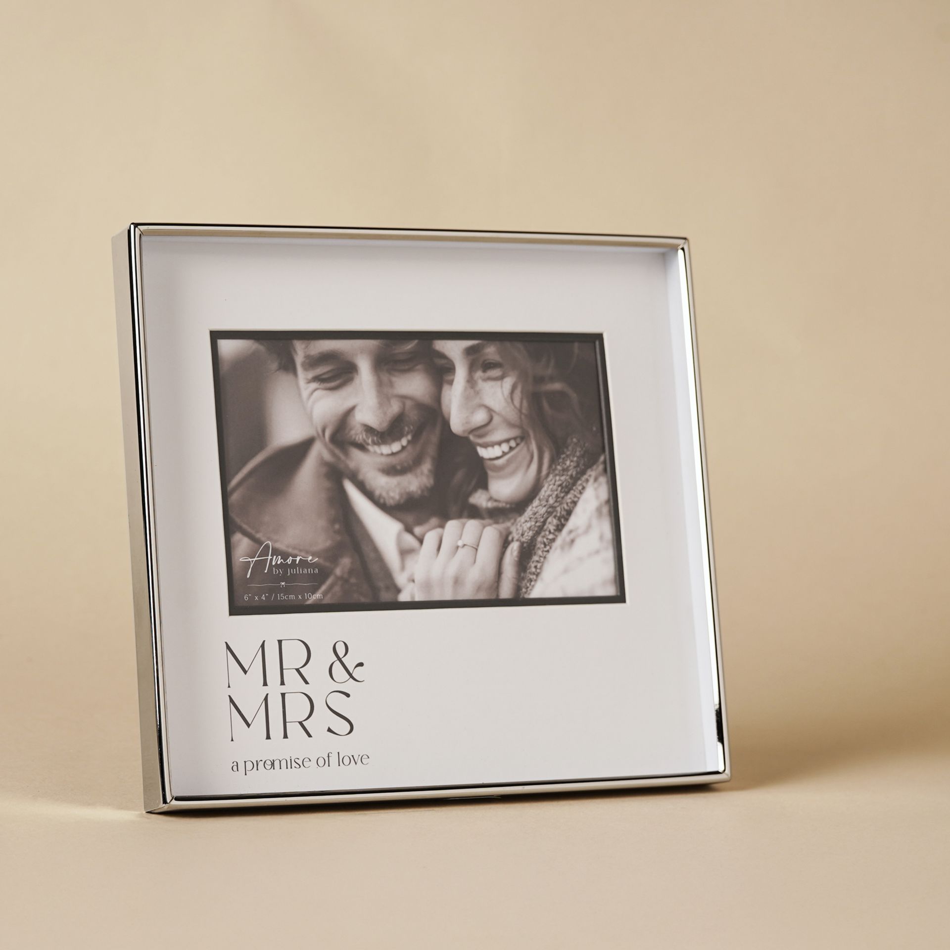 Amore Silver & Black Print Photo Frame 'Mr & Mrs' 6" x 4"