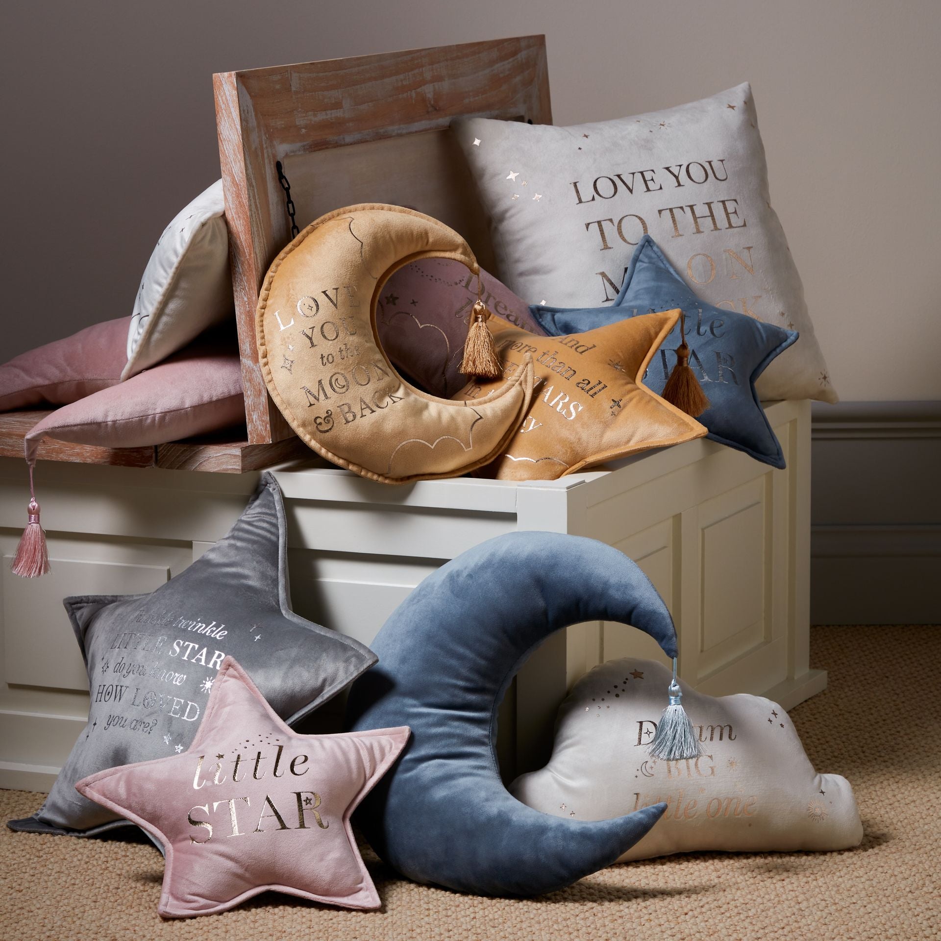 Bambino Little Star Velvet Cushion 30cm Blush