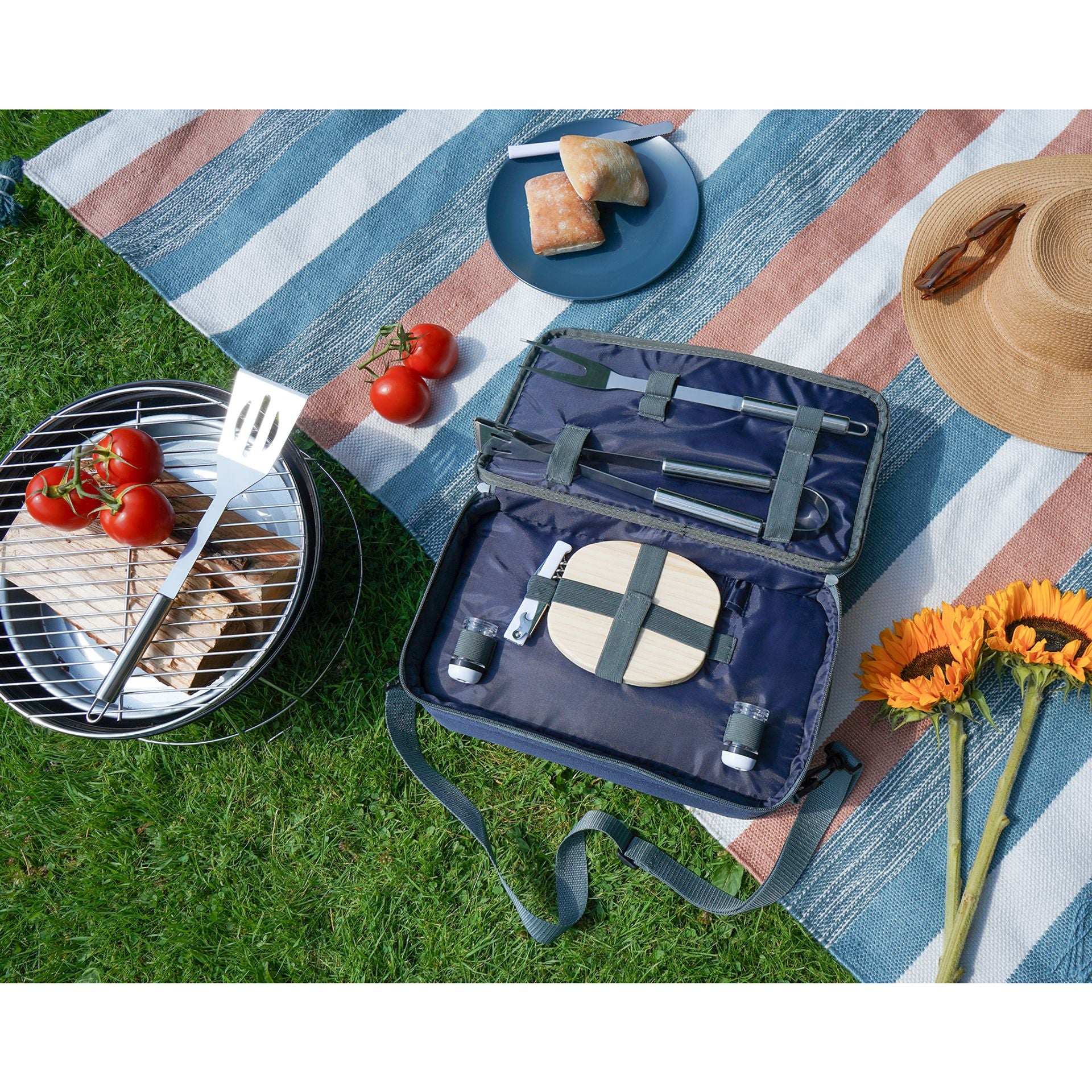 Country Living BBQ Set and Bag