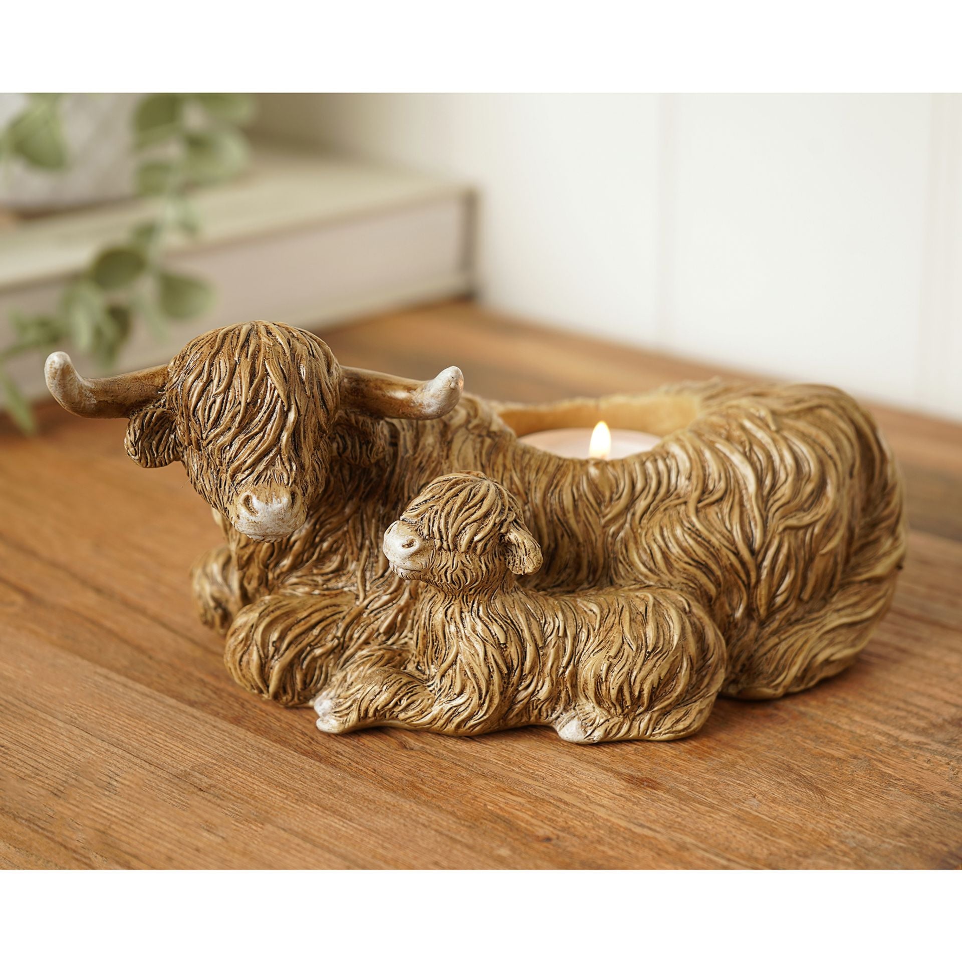 Country Living Highland Cow Figurine and Tealight Holder