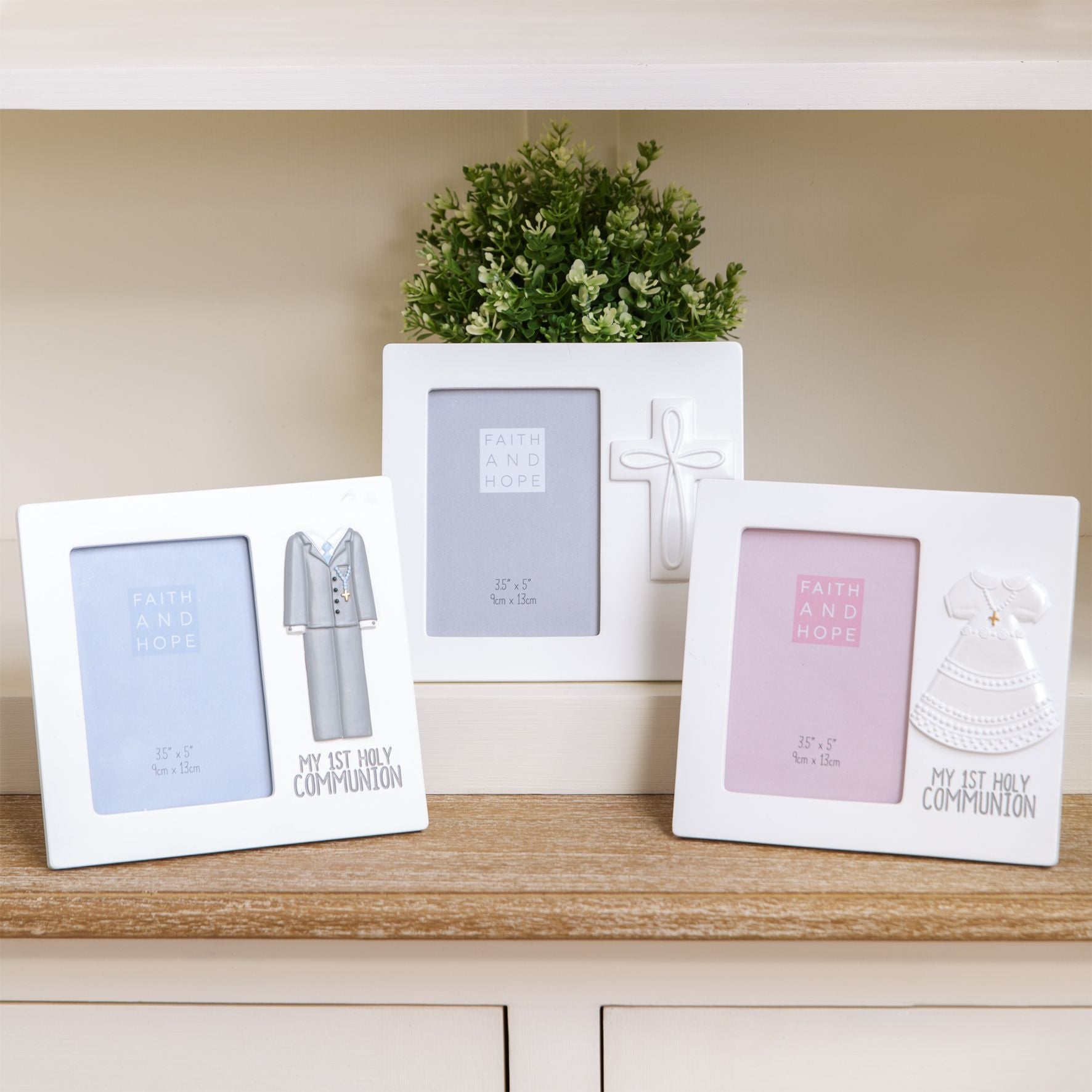 Faith & Hope White Resin Cross Frame 3.5" x 5"