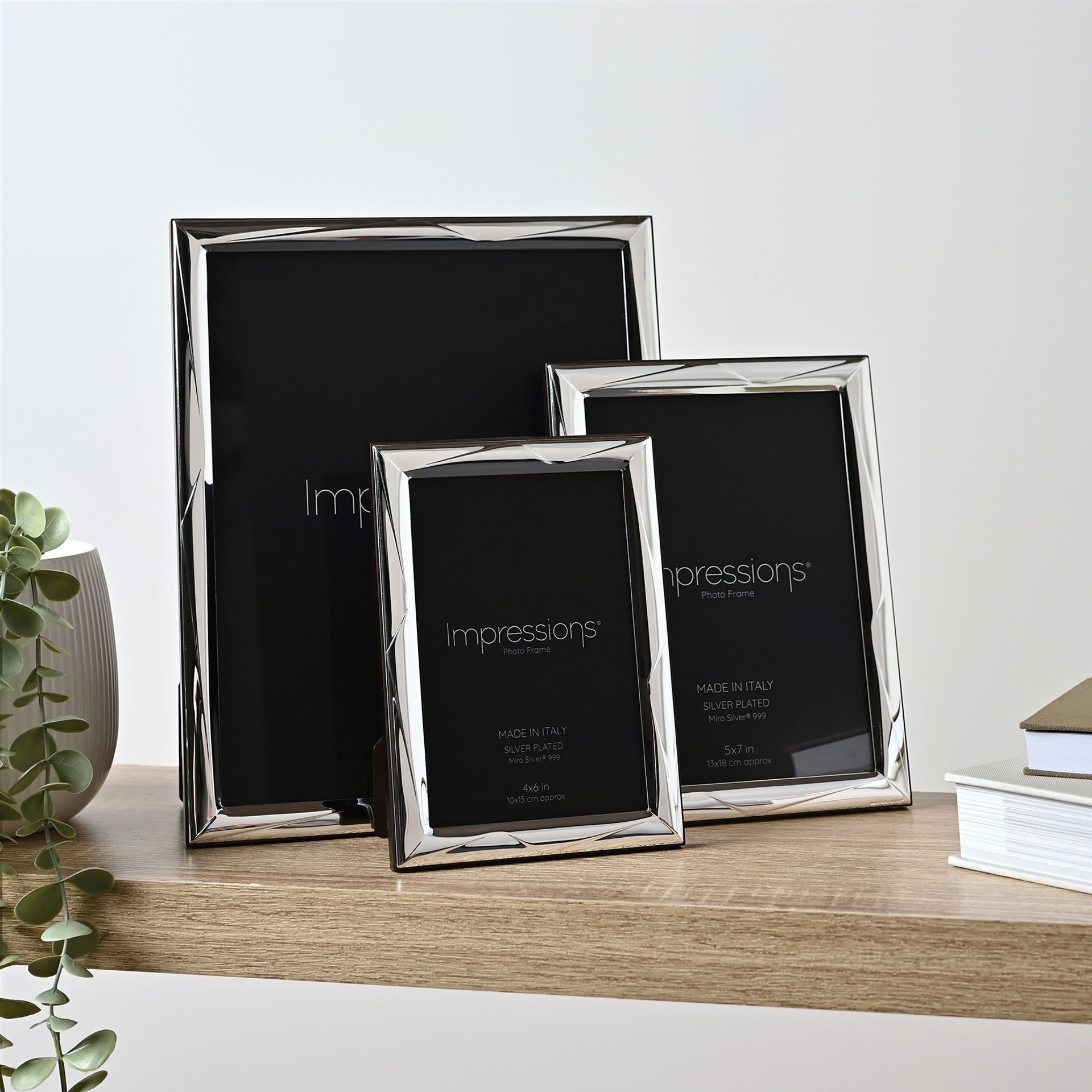 Impressions 999 Silver Geometric Photo Frame 4" x 6" Wood Back Made In Italy