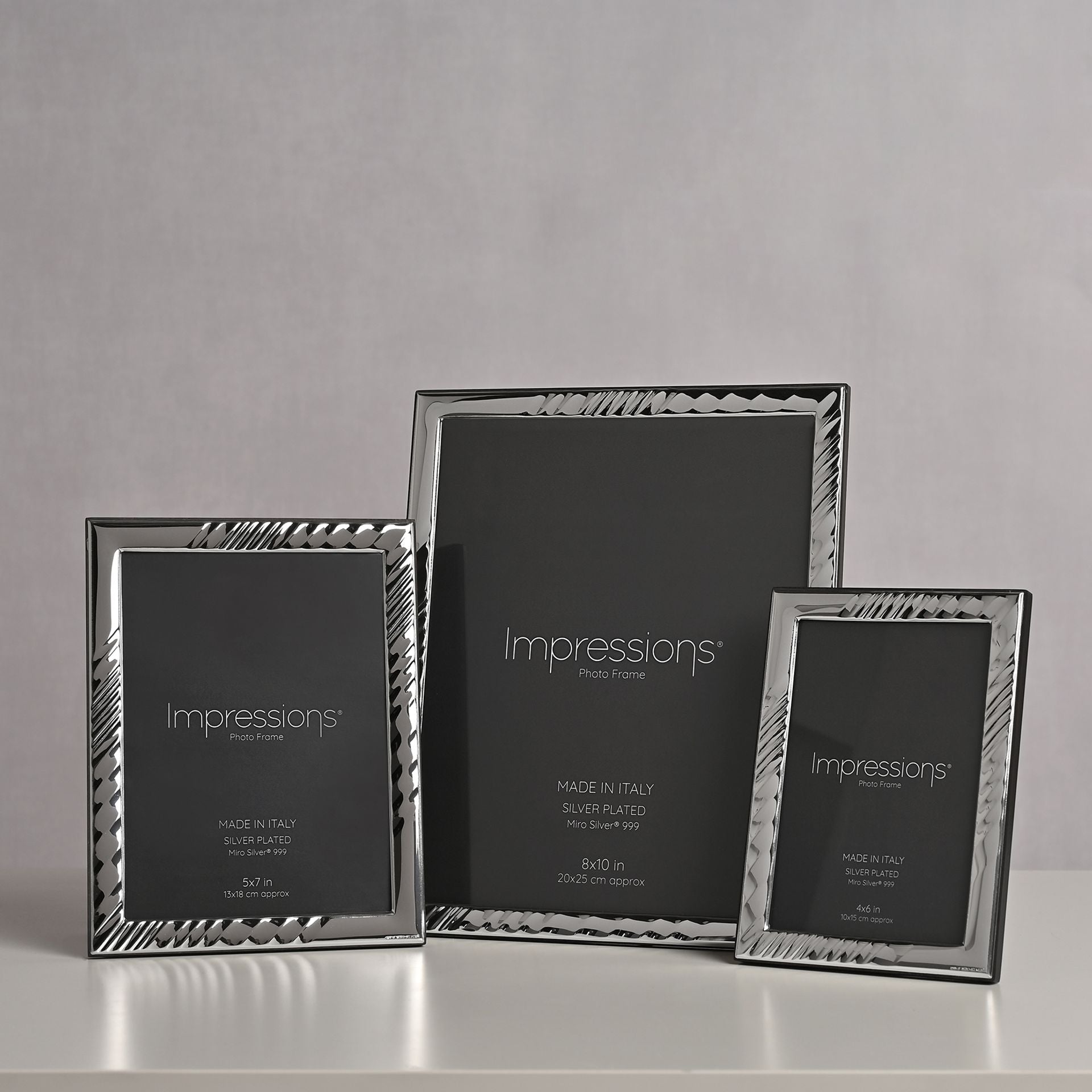 Impressions 999 Silver Textured Wave Photo Frame 4" x 6" Wood Back Made In Italy