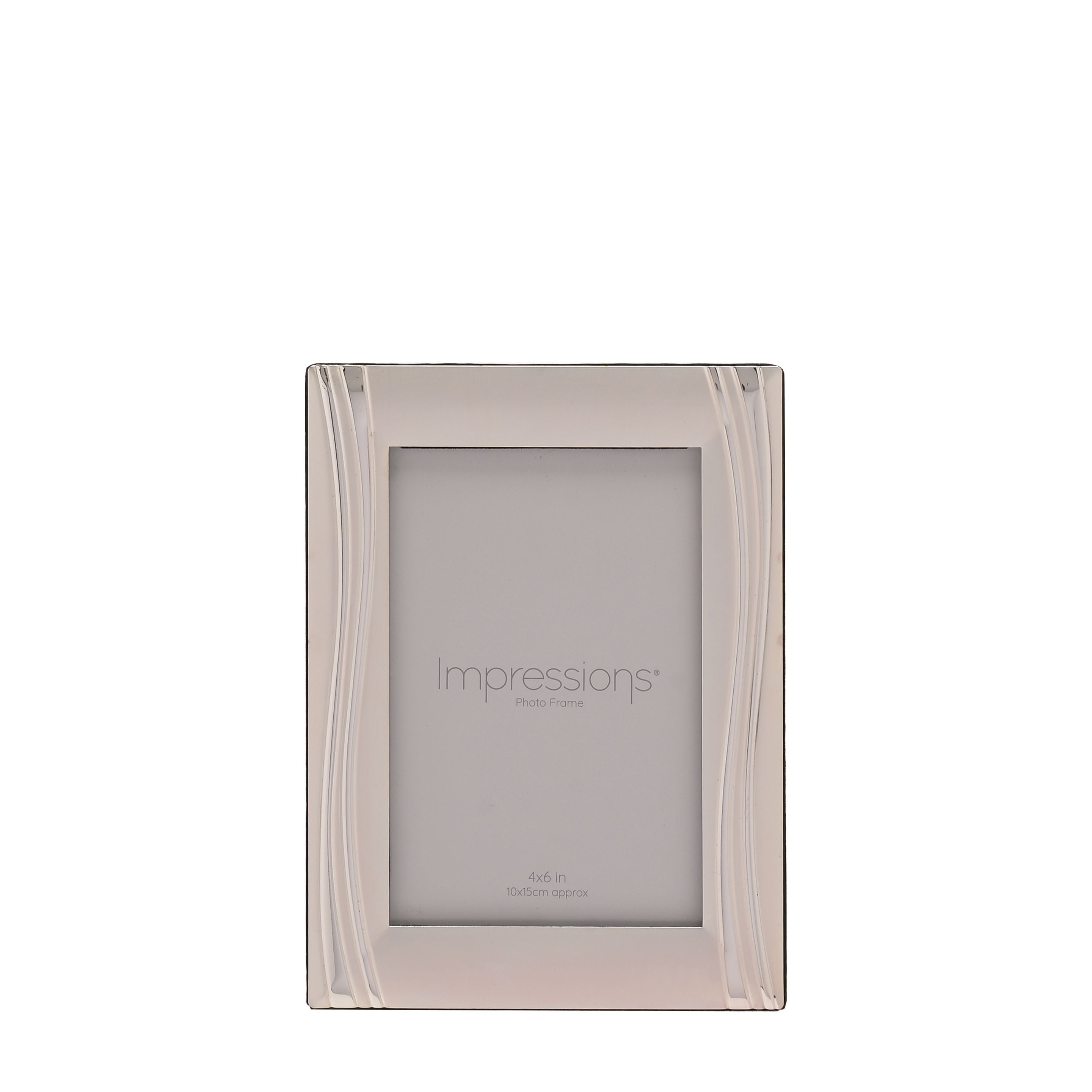 Satin Silverplated Photoframe - Shiny Wavy Design 4" x 6"