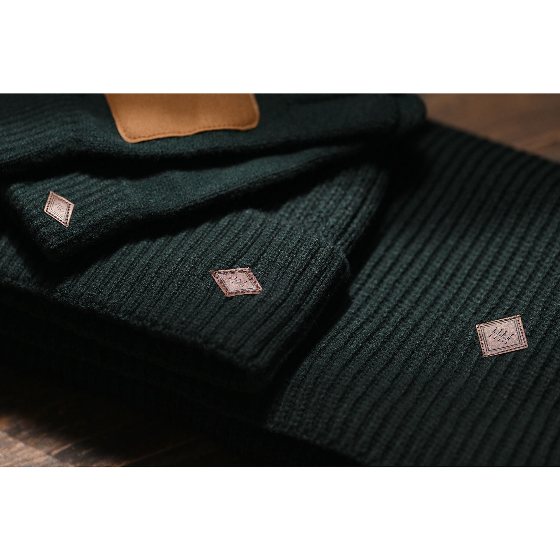 Harvey Makin Layers Hat, Gloves and Scarf Gift Set - Green