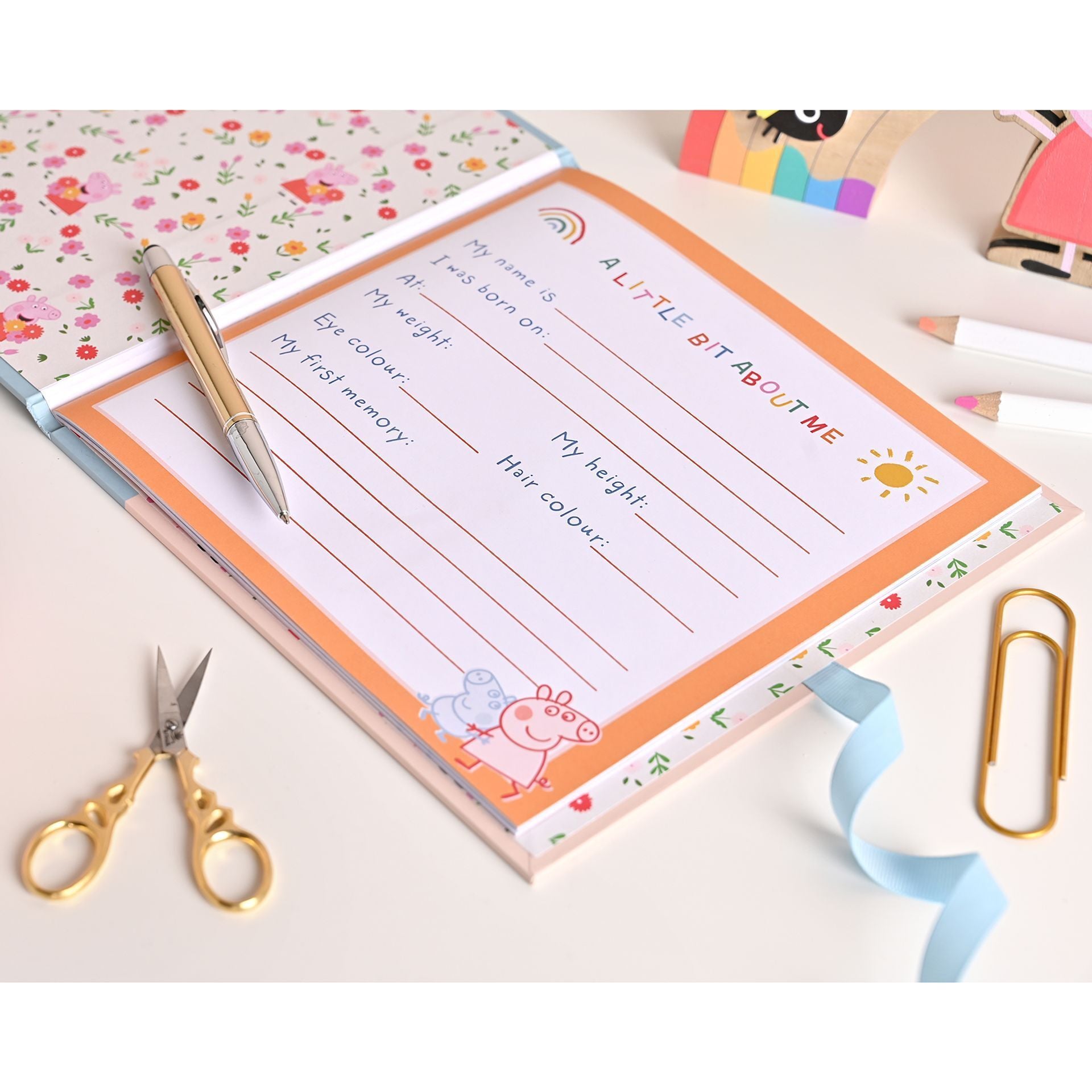 Peppa Pig My First Year Record Book