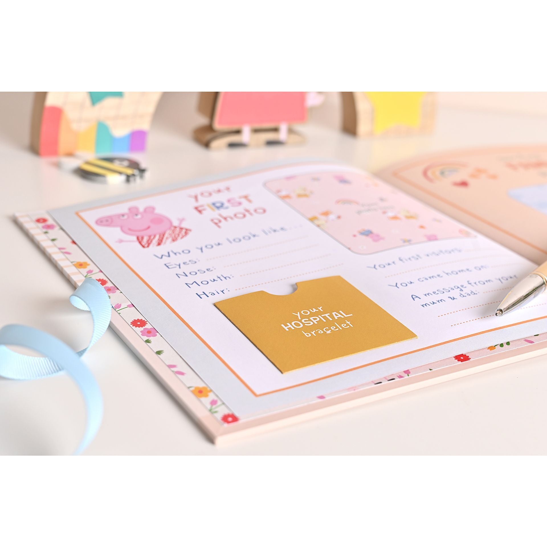 Peppa Pig My First Year Record Book