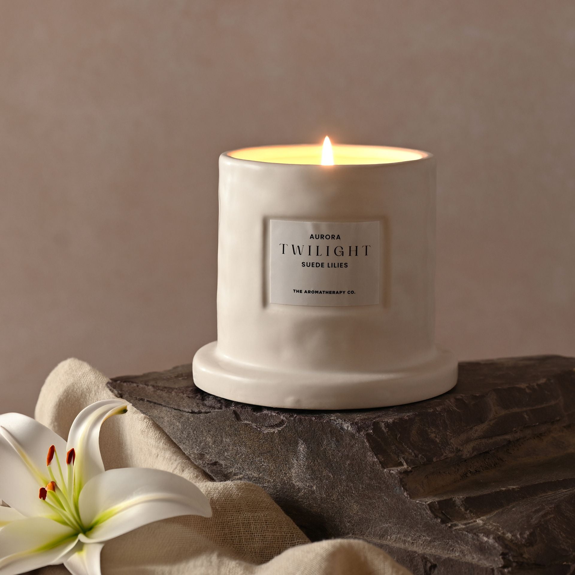 250g Aurora Twilght Ceramic Candle Suede Lilies