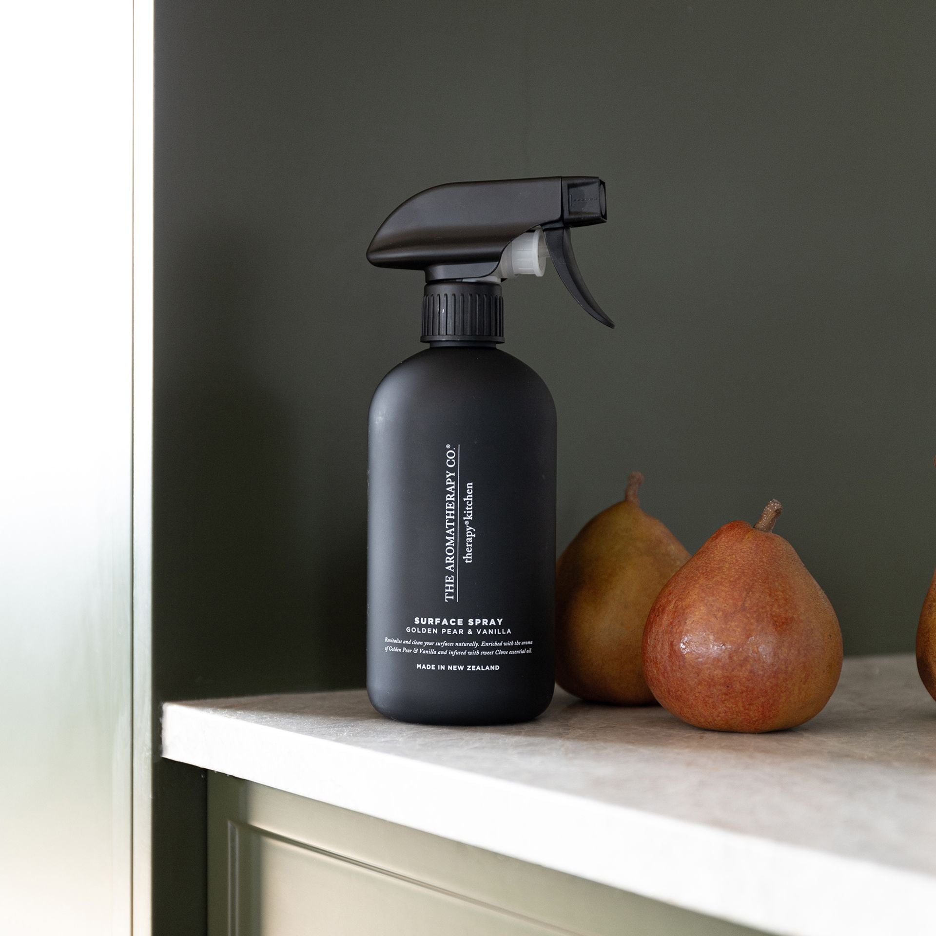 500ml Therapy Kitchen Surface Spray Golden Pear & Vanilla