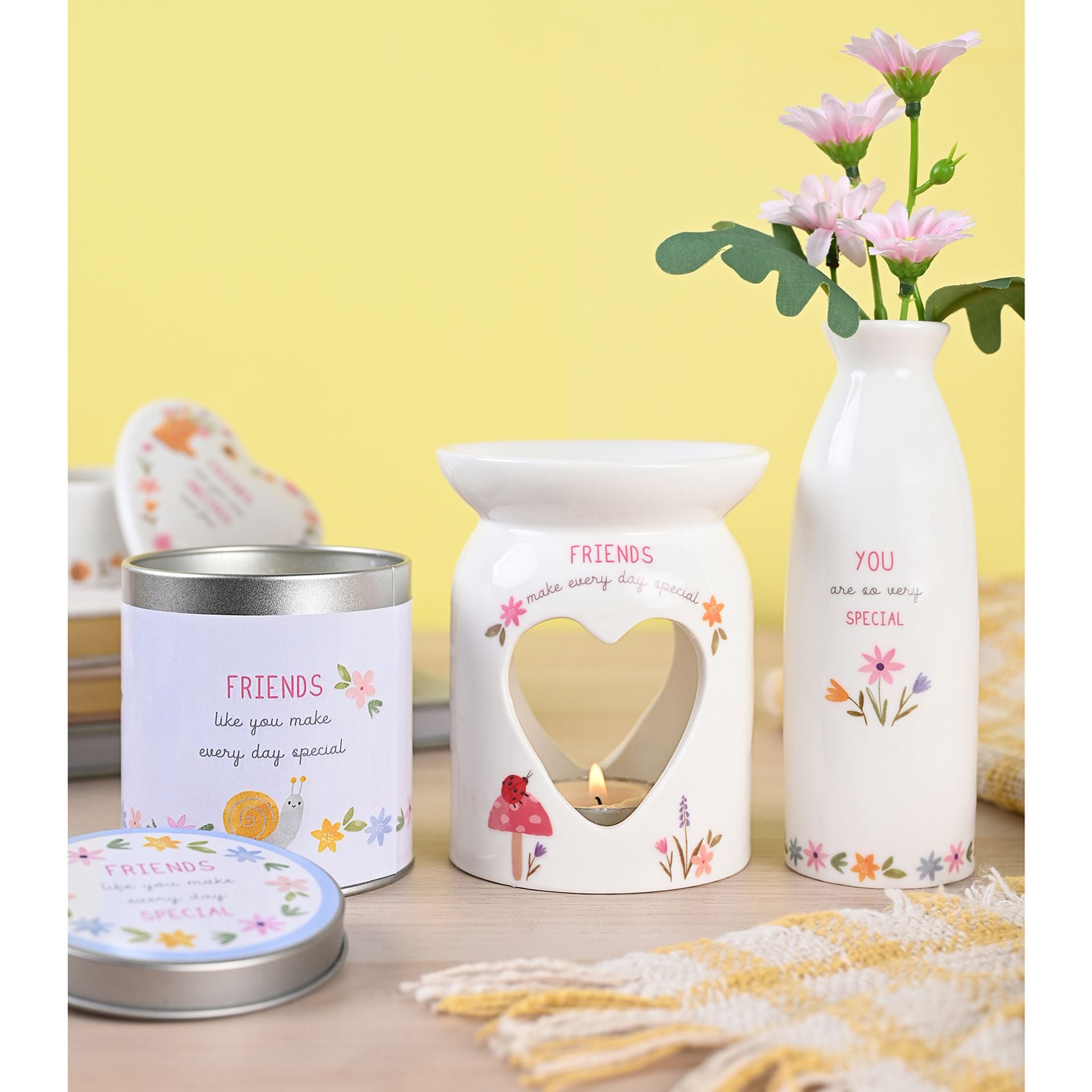 Love Life Tin Candle 8cm x 7.5cm - Friend