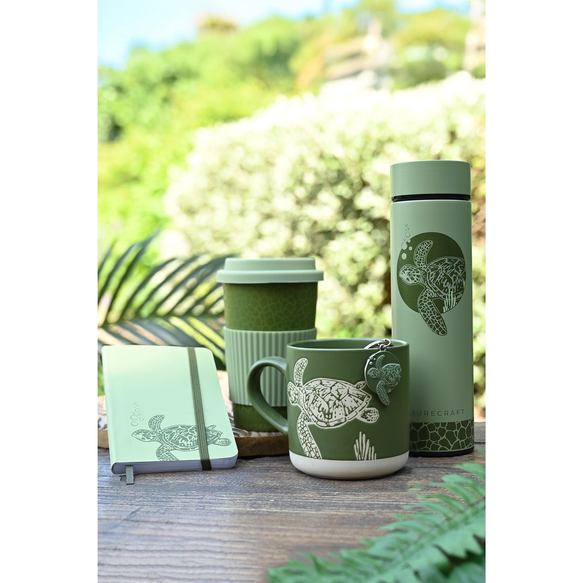 Naturecraft Turtle Ceramic Wax Resistant Mug Evergreen