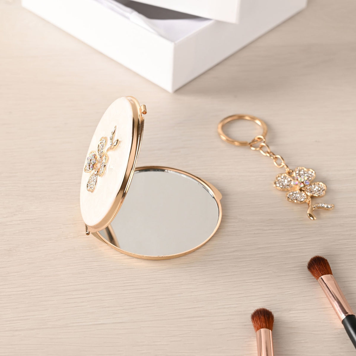 Sophia Classic Compact Mirror and Keyring Gift Set - Lucky Flower
