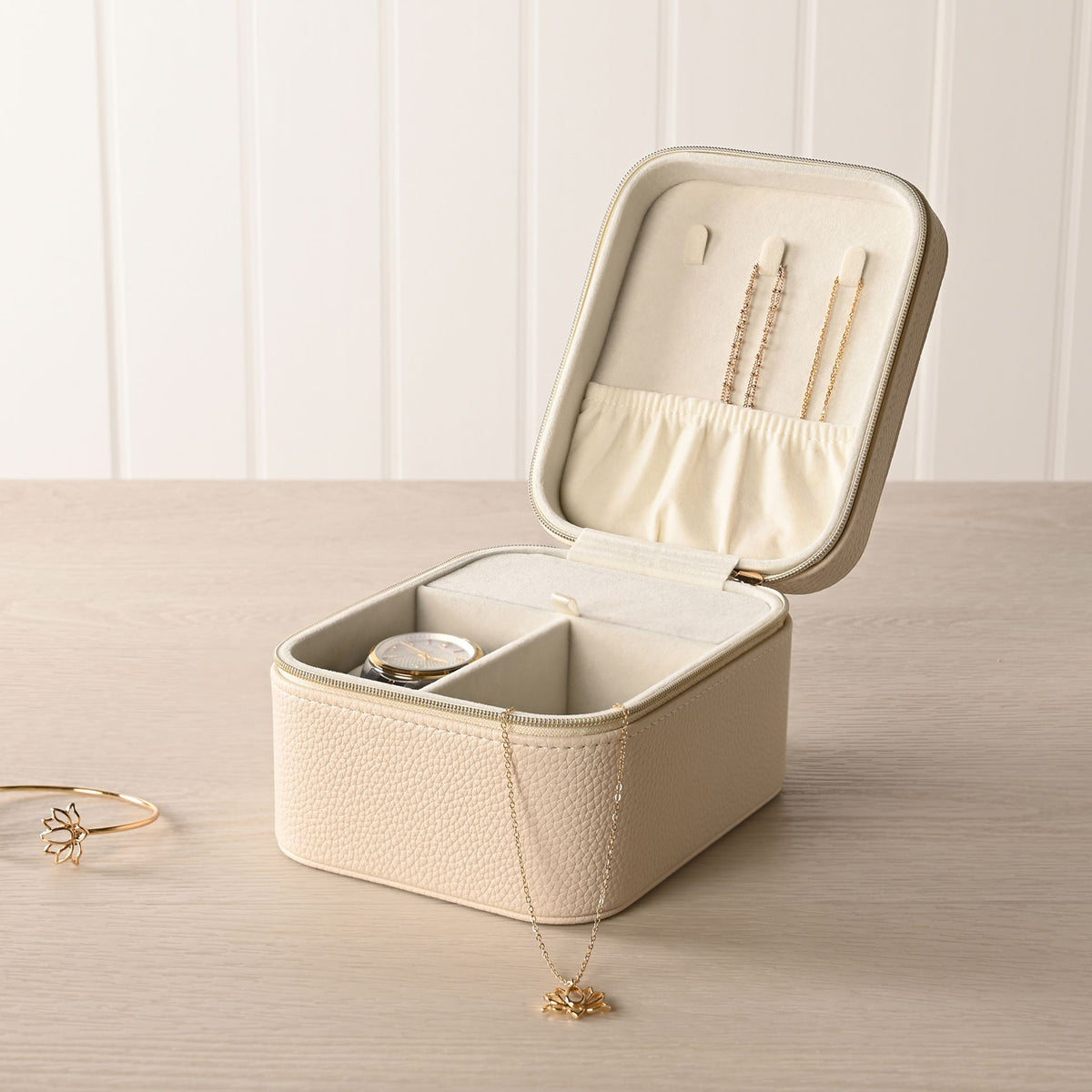 Sophia Jewellery/Watch Box - Cream
