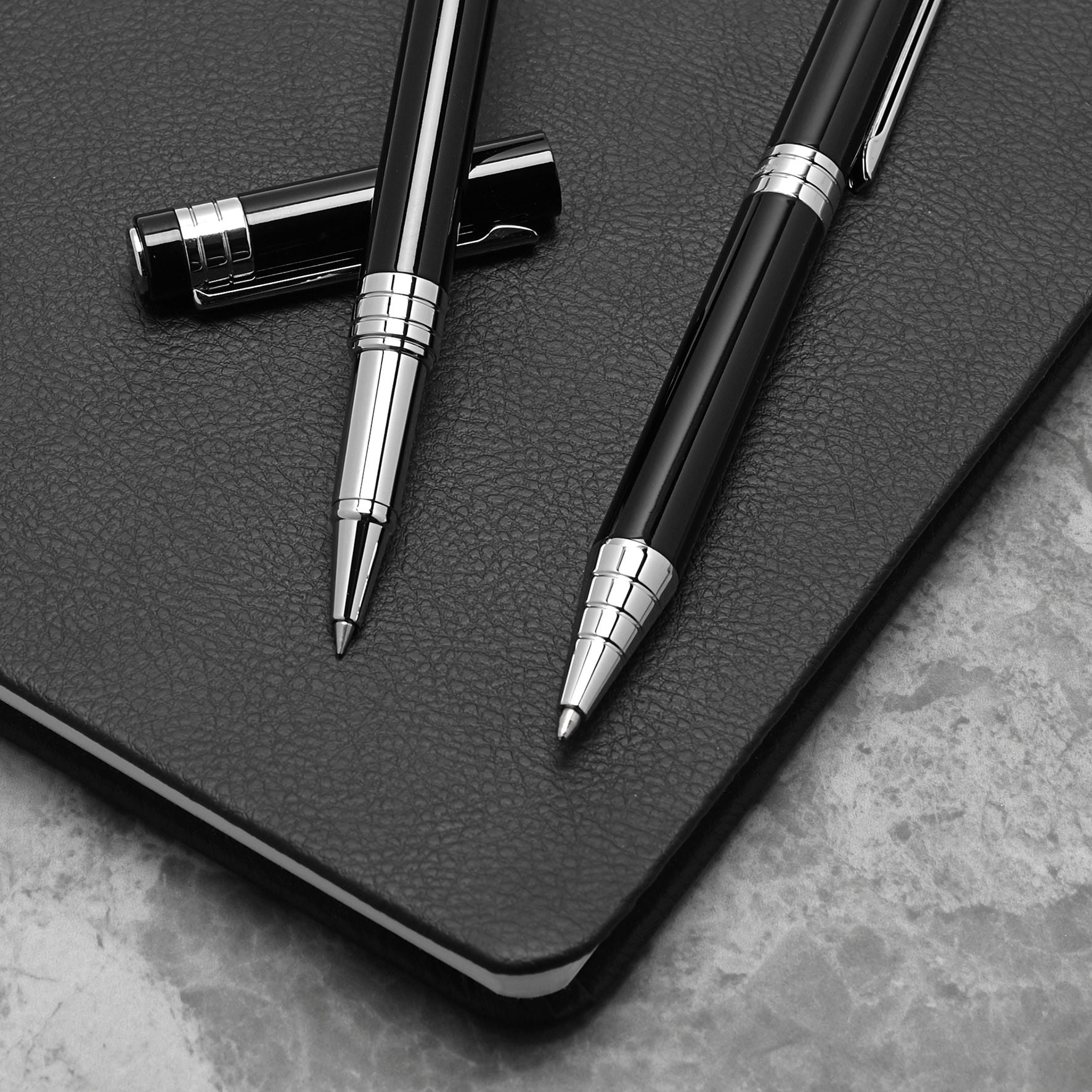 Stratton Ballpoint Pen & Rollerball Pen Set - Black