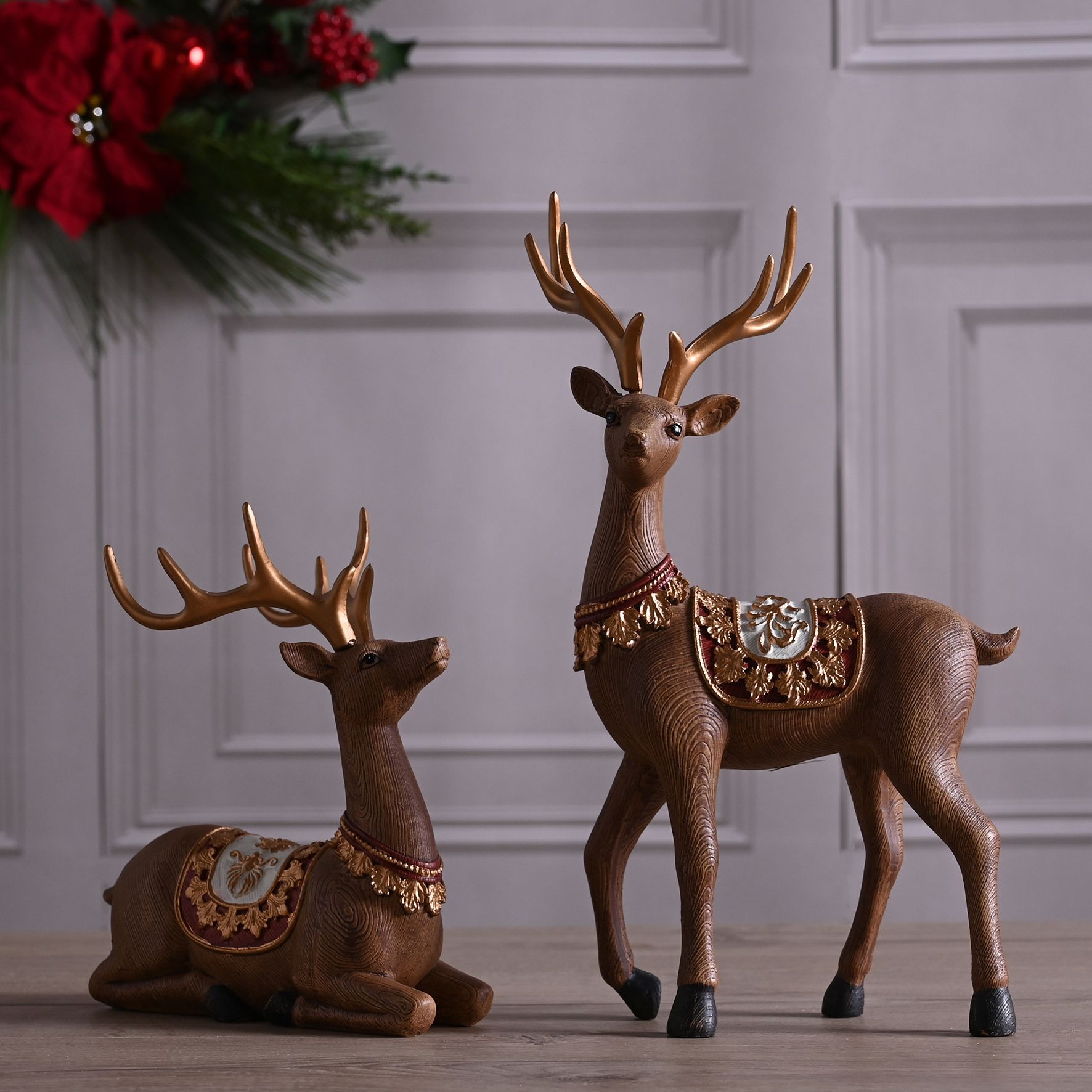 Sitting Reindeer Decoration
