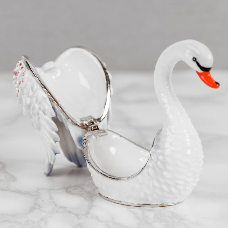 Treasured Trinkets - White Swan