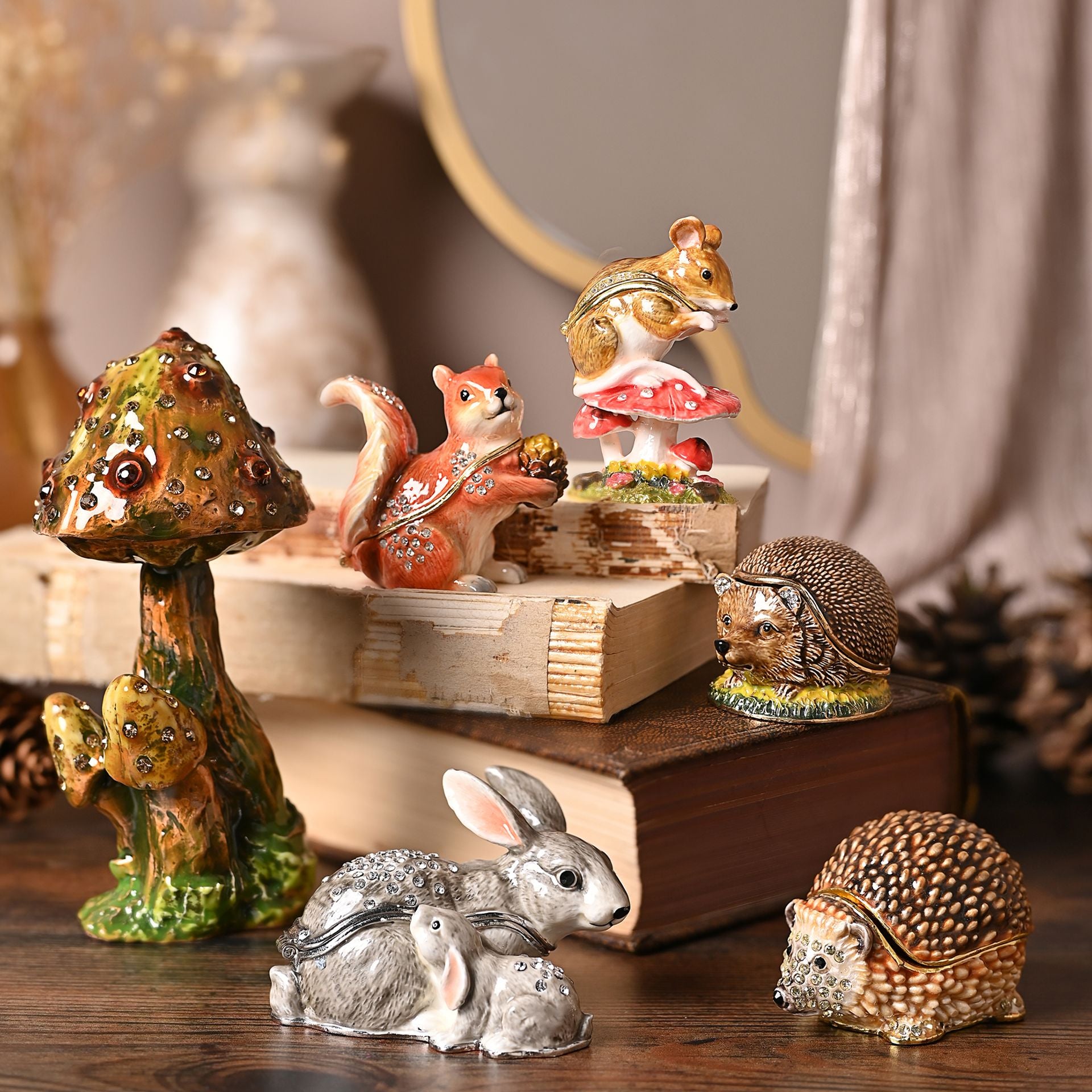 Treasured Trinkets - Mouse on Toadstool