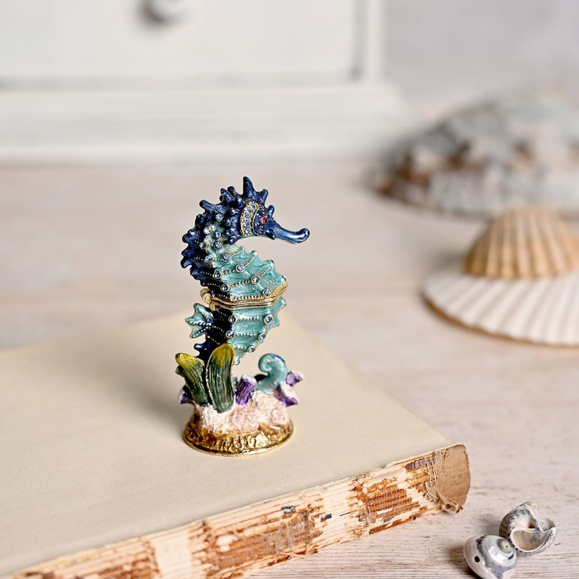 Treasured Trinkets - Sea Horse Blue *(72/36)*