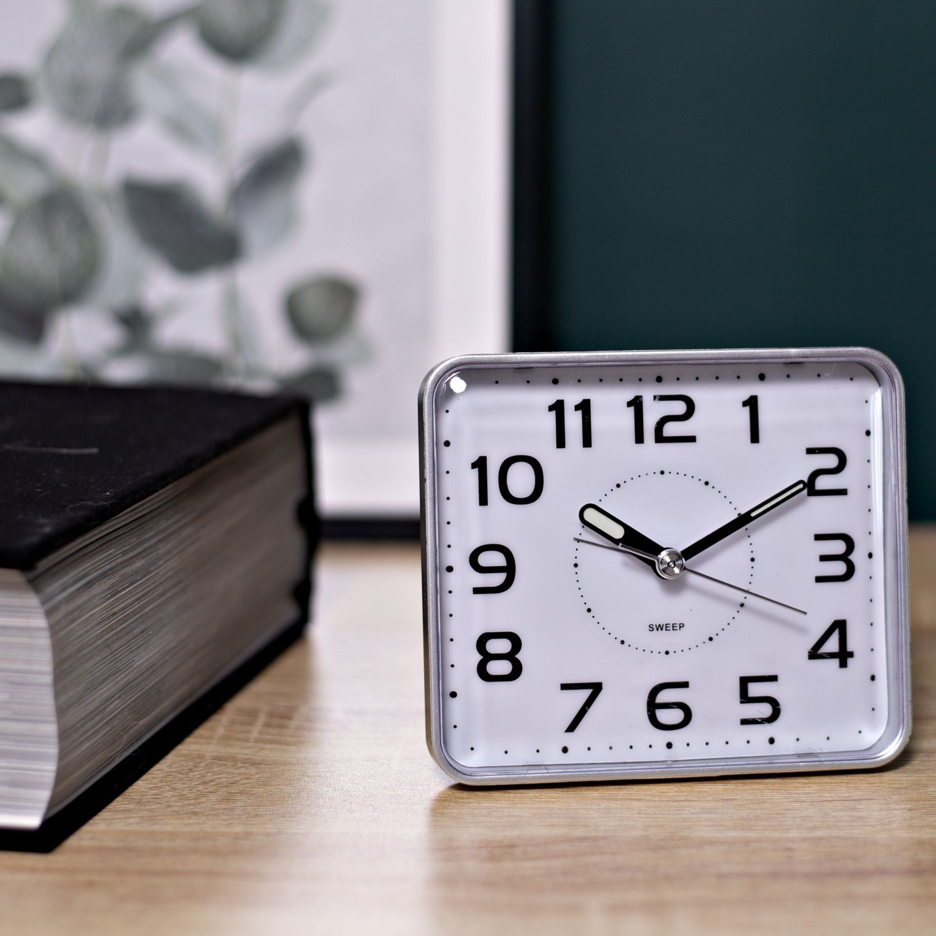 Hometime Black Alarm Clock - Dual Indicating Light System