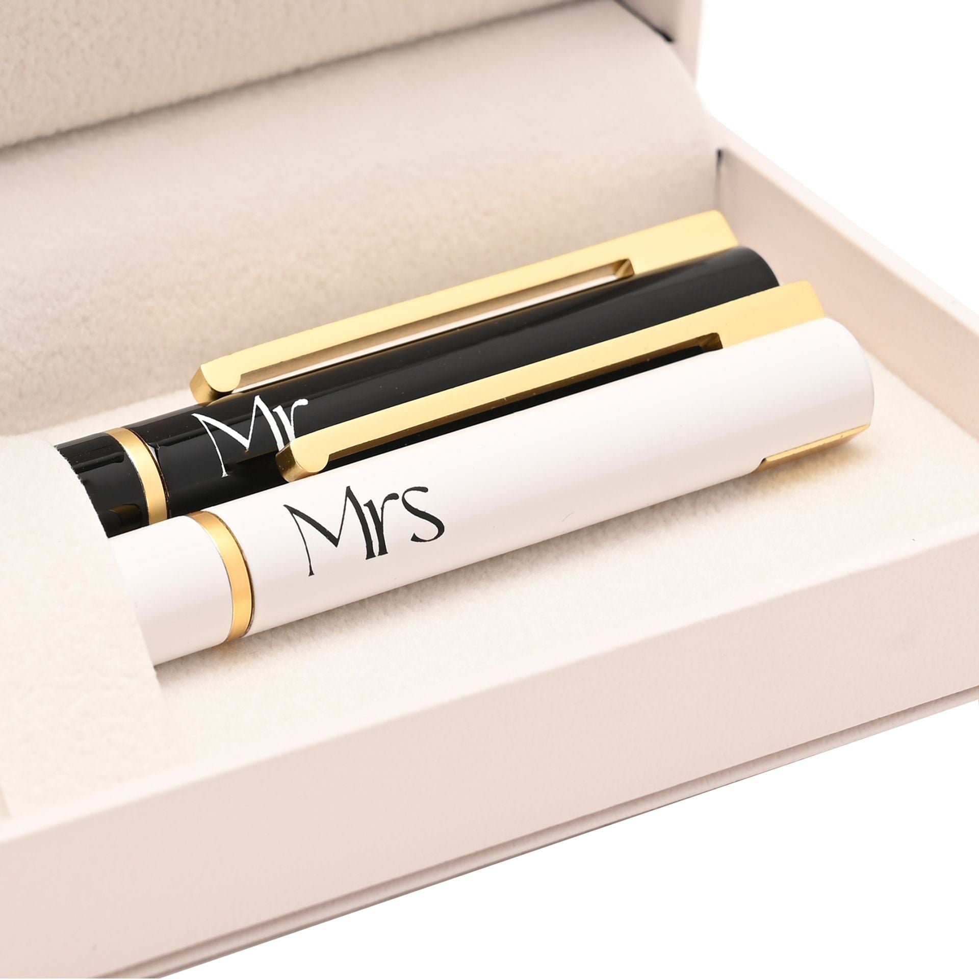 Amore Set of 2 Pens - Mr & Mrs