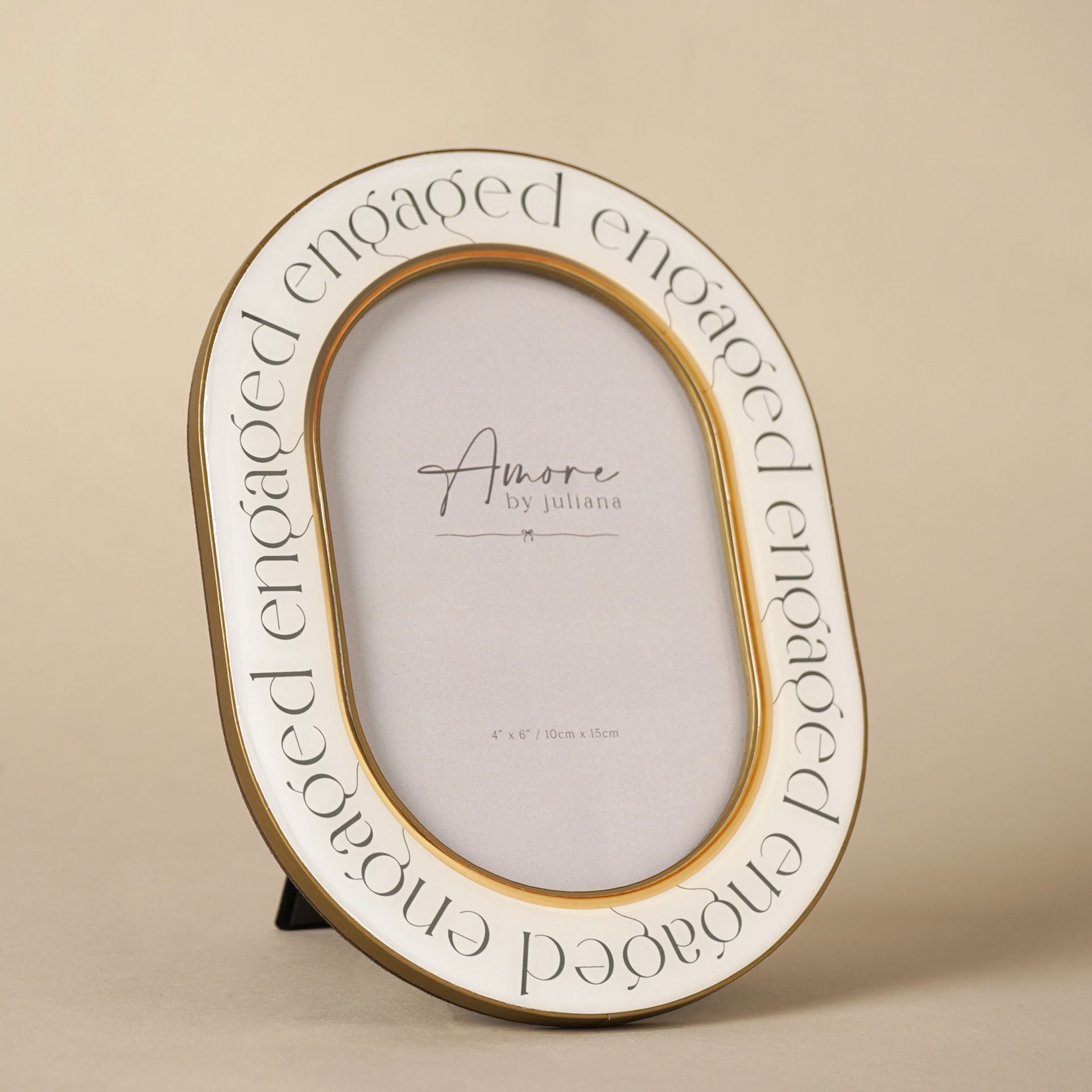 Amore Words Photo Frame 'Engaged' - 4" x 6"