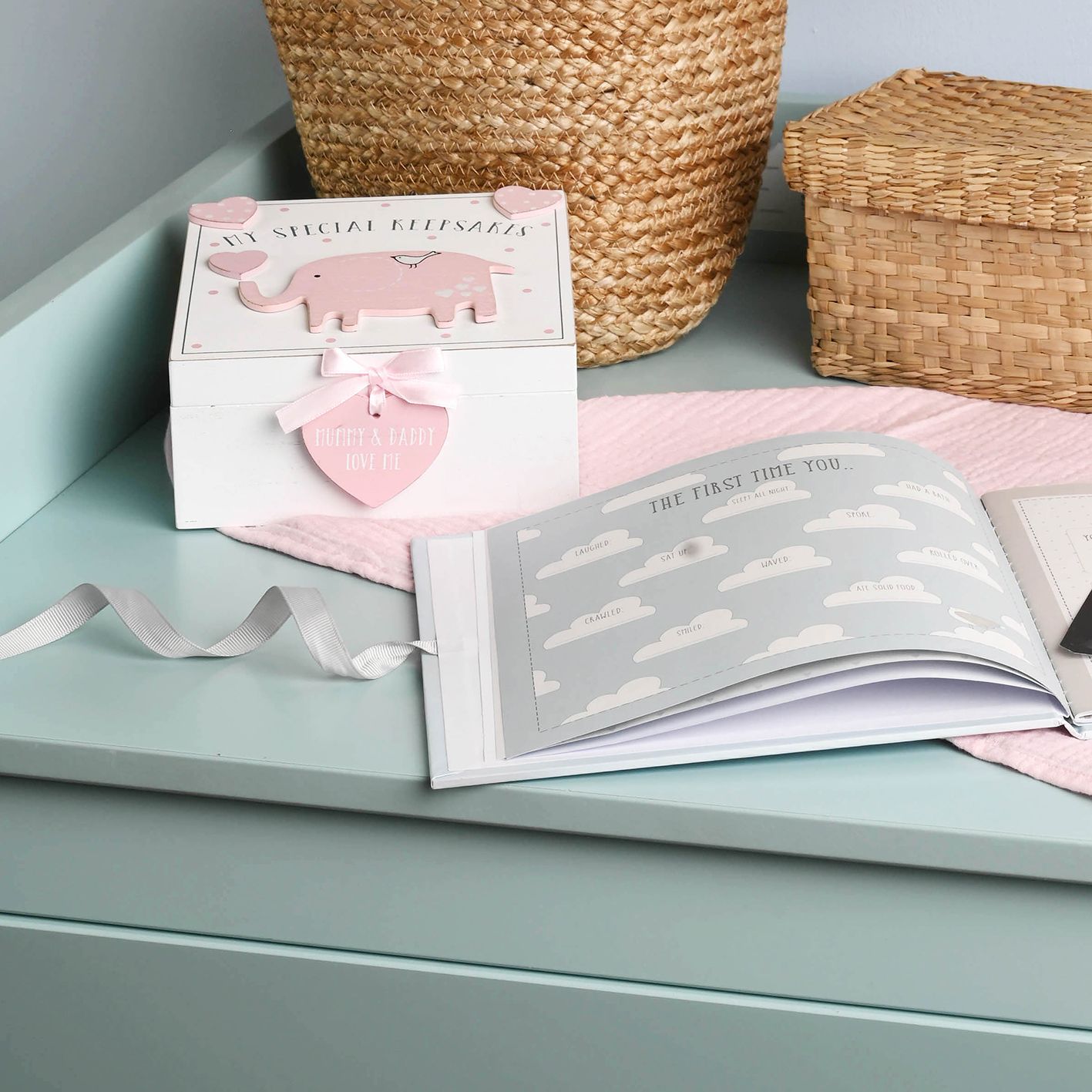 'Petit Cheri' My Special Keepsake Box 16cm x 16cm - Pink