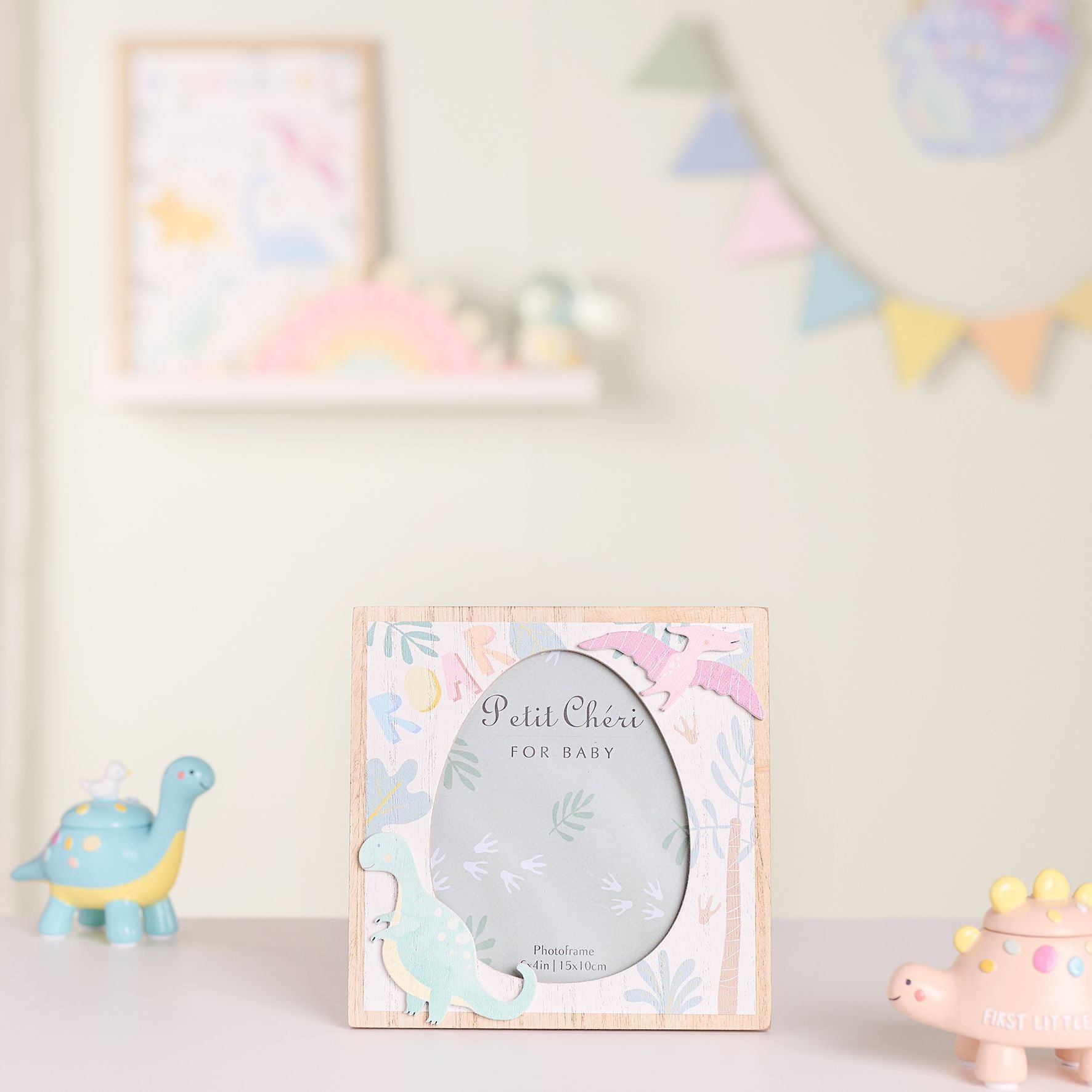 Petit Cheri Dinosaur Frame 4" x 6" -Egg