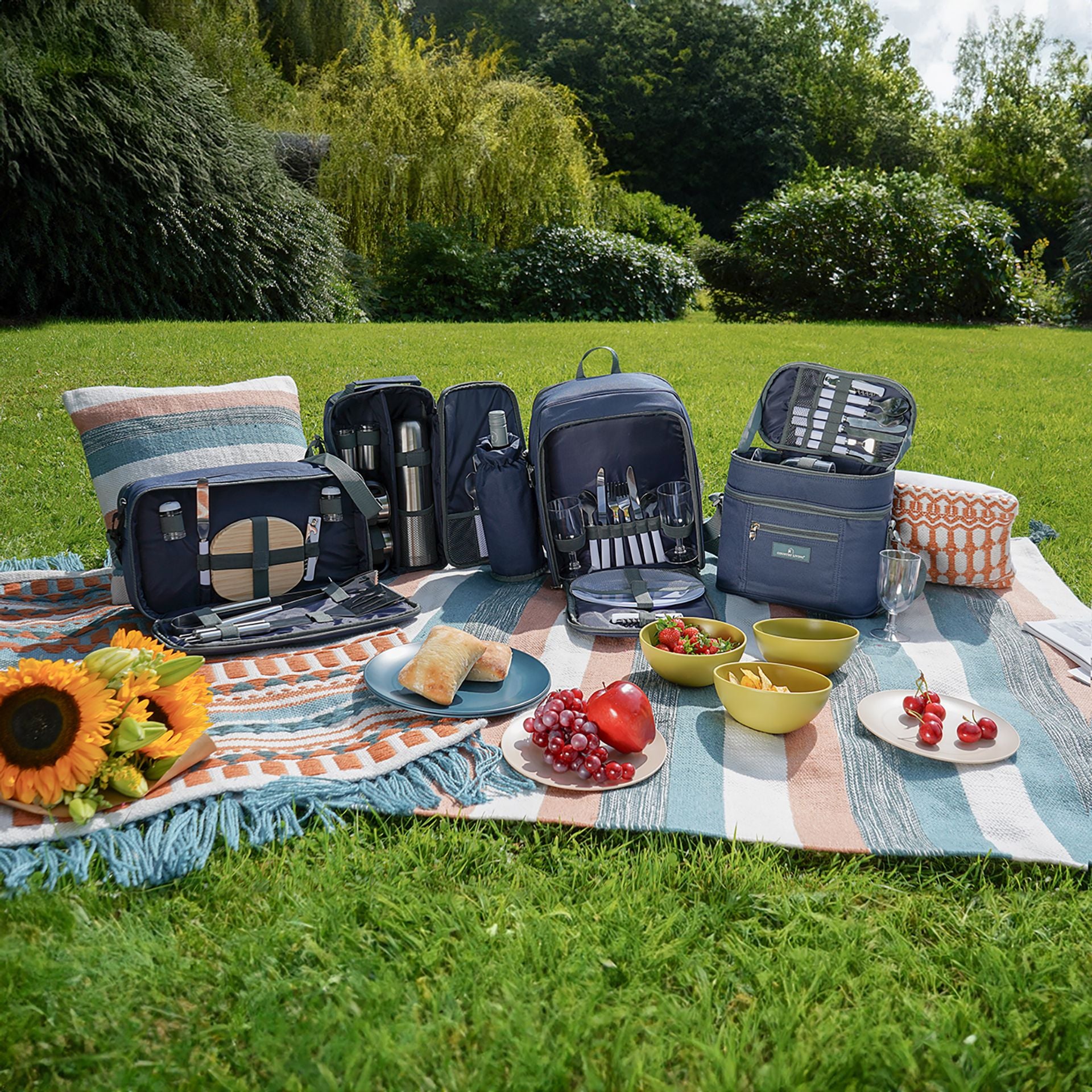 Country Living 2 Person Picnic Backpack