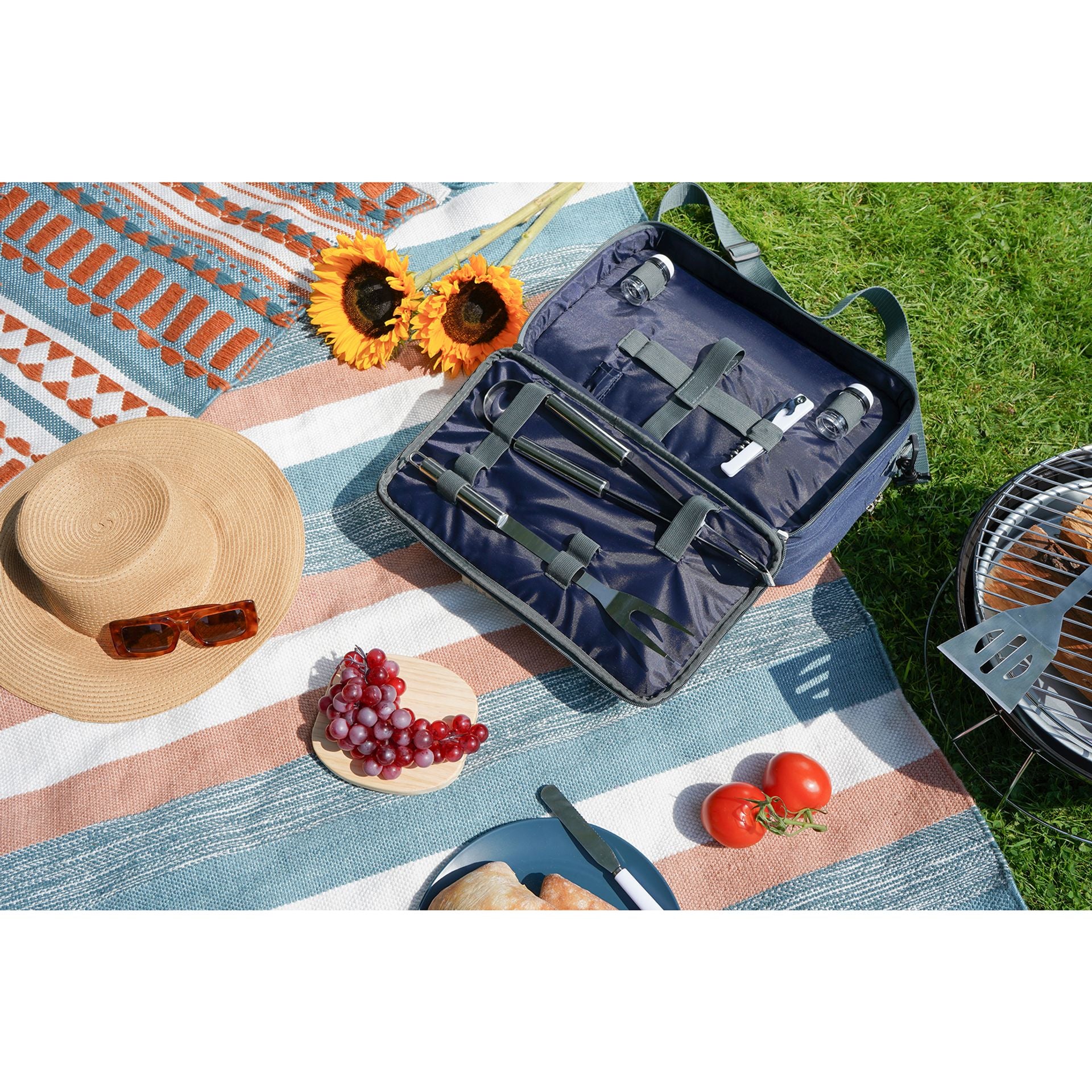 Country Living BBQ Set and Bag