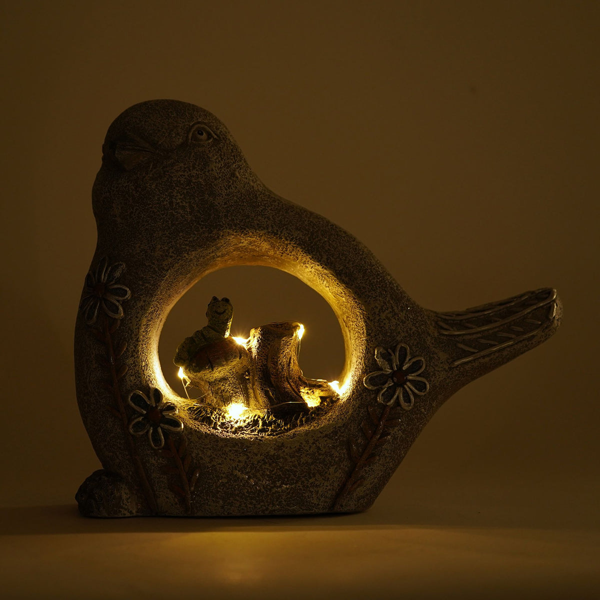 Country Living Robin Solar Light