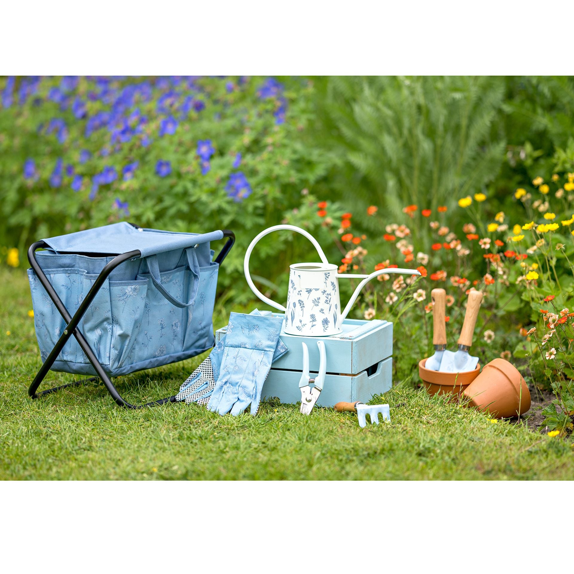 Country Living Trowel & Gloves Set
