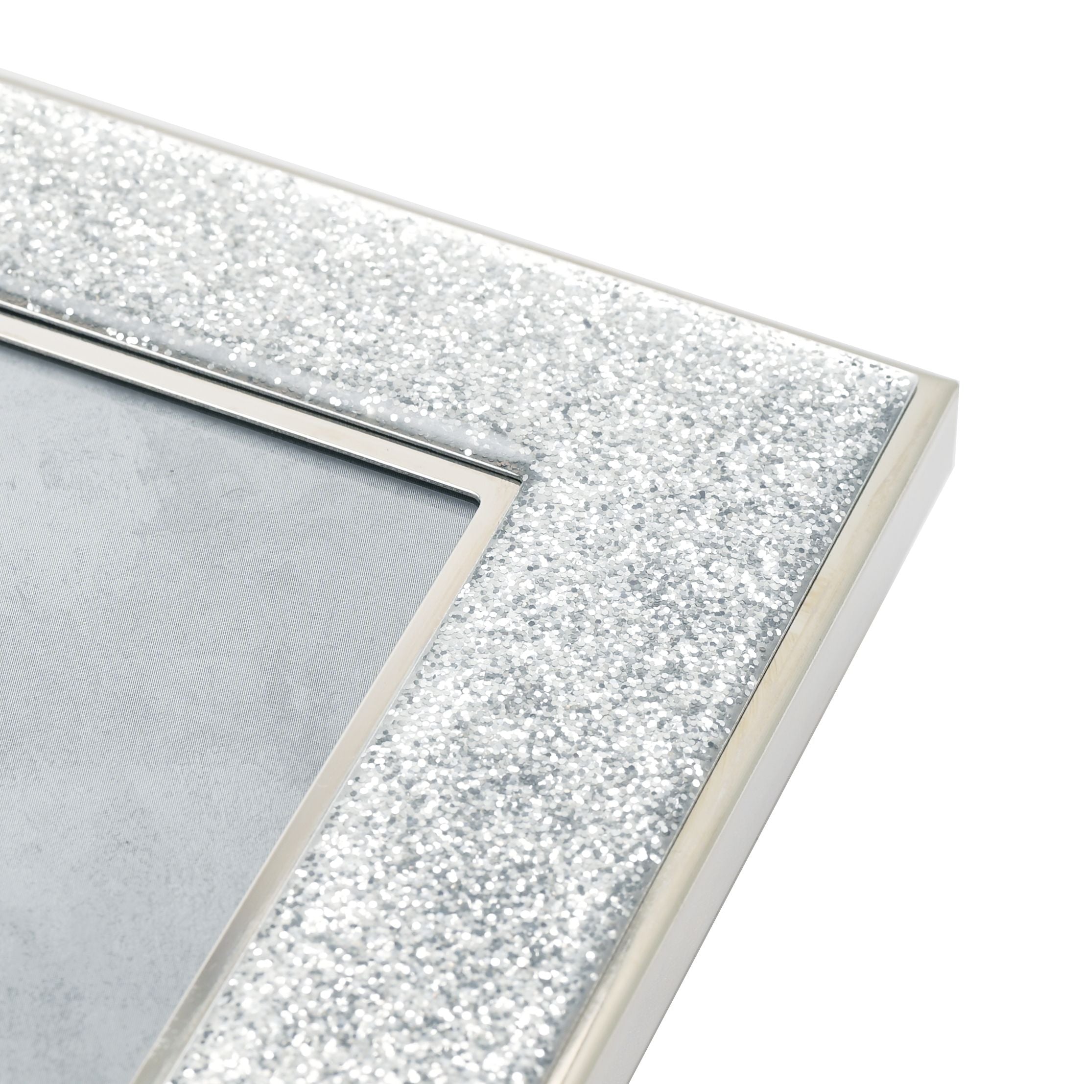 Impressions Silver Col. Photo Frame with Glitter Band 4"x6"