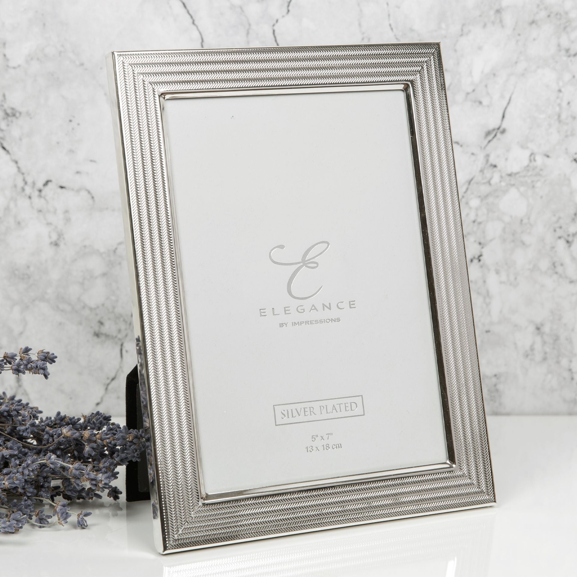 Elegance Silver Plated Textured Surface Photo Frame 5" x 7"