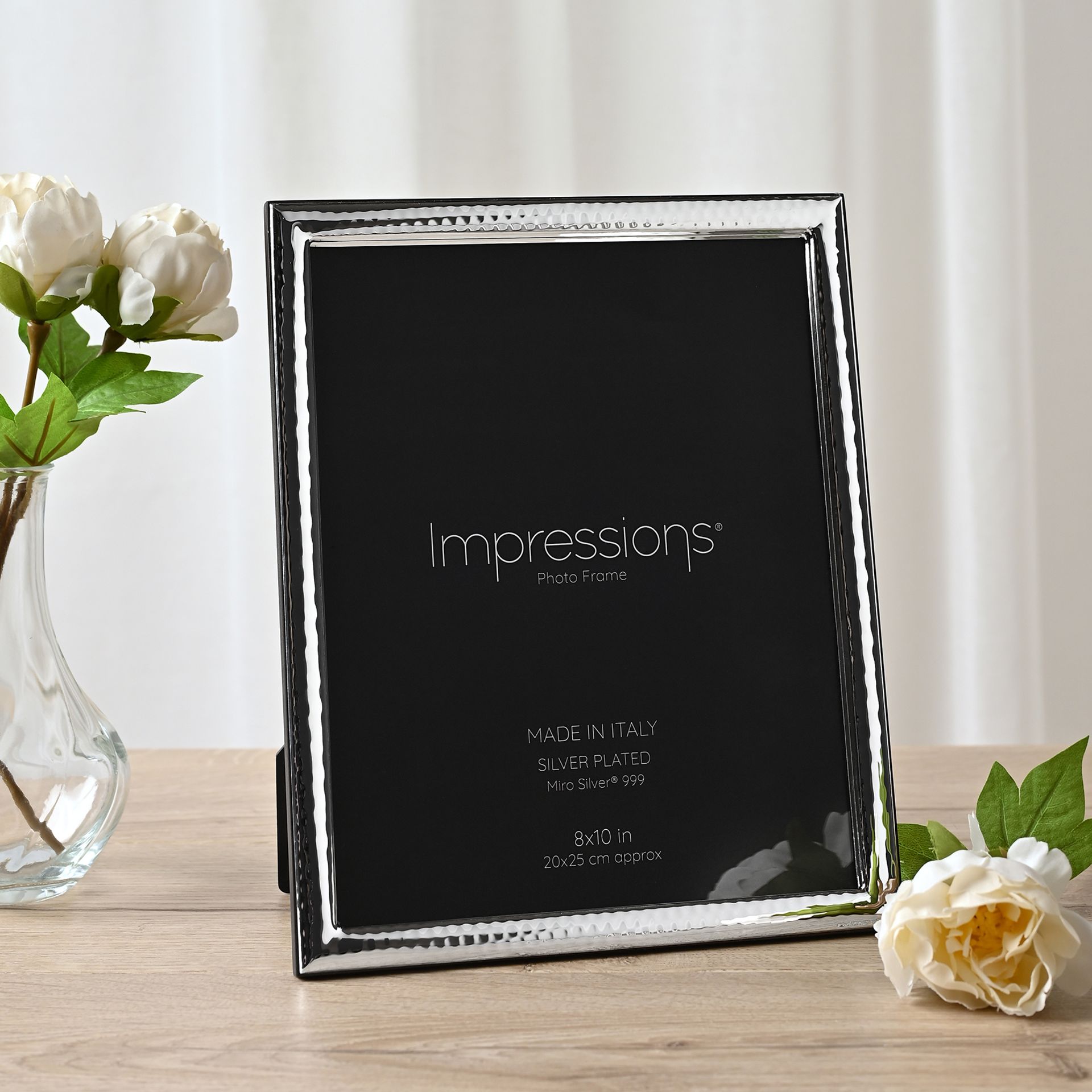 Impressions 999 Silver Narrow Hammered Photo Frame 8" x 10"  Wood Back Made In Italy