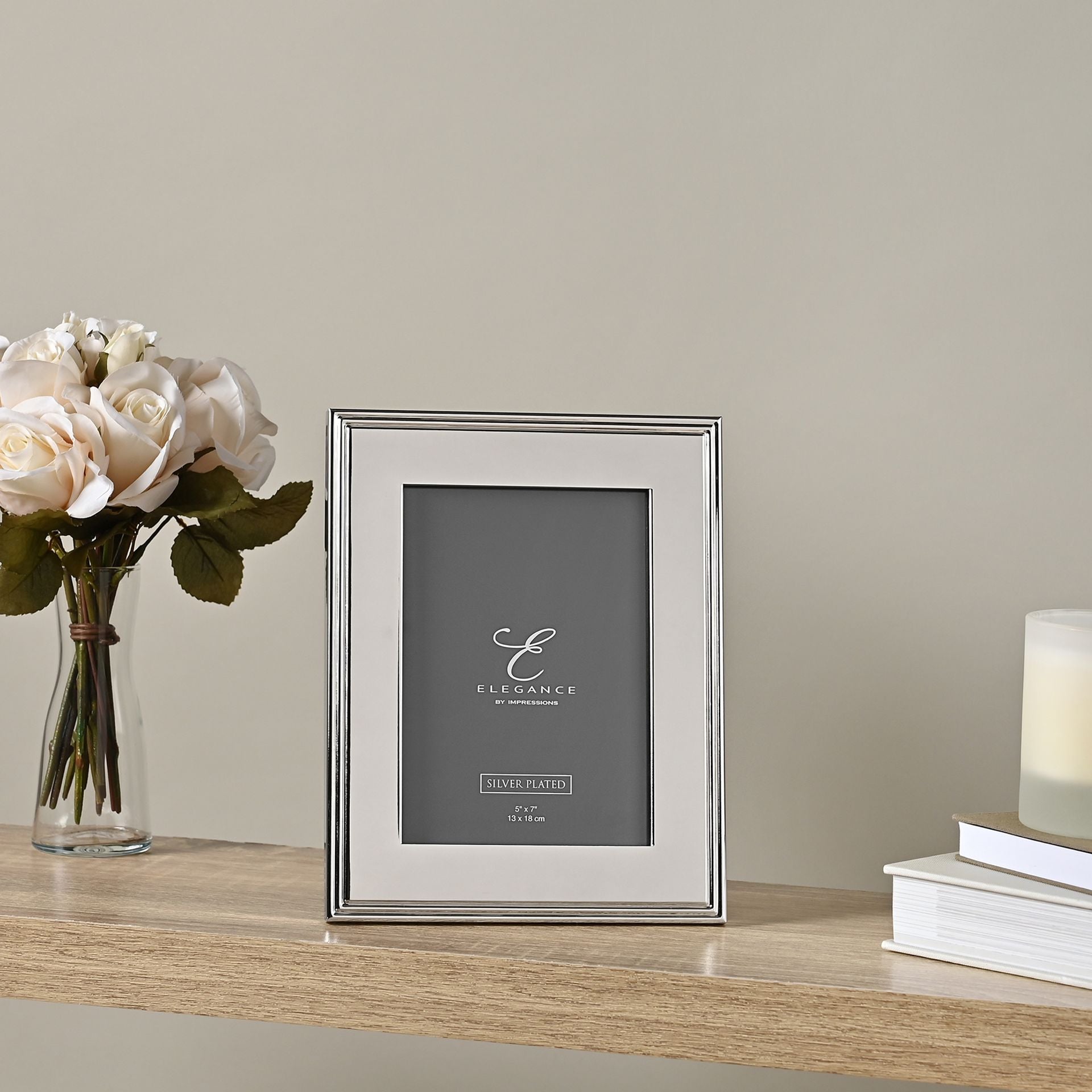 Elegance Silverplated Rib Edge Frame 5" x 7" Gift Boxed
