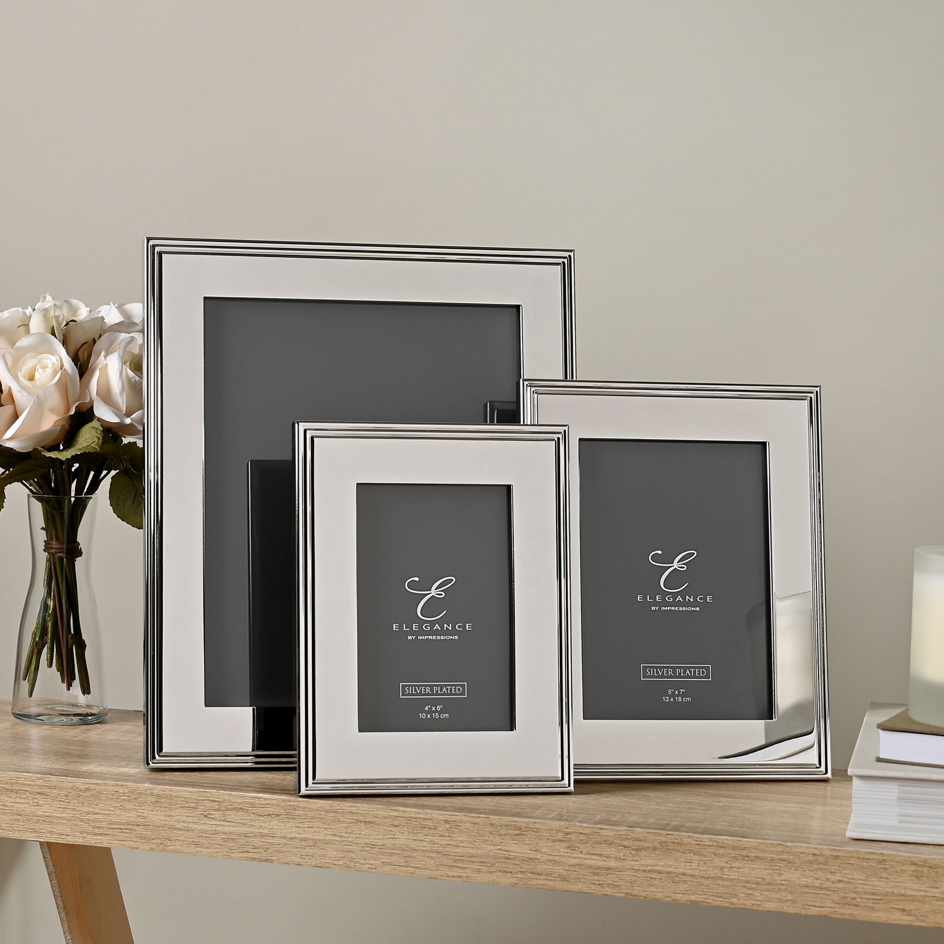 Elegance Silverplated Rib Edge Frame 5" x 7" Gift Boxed