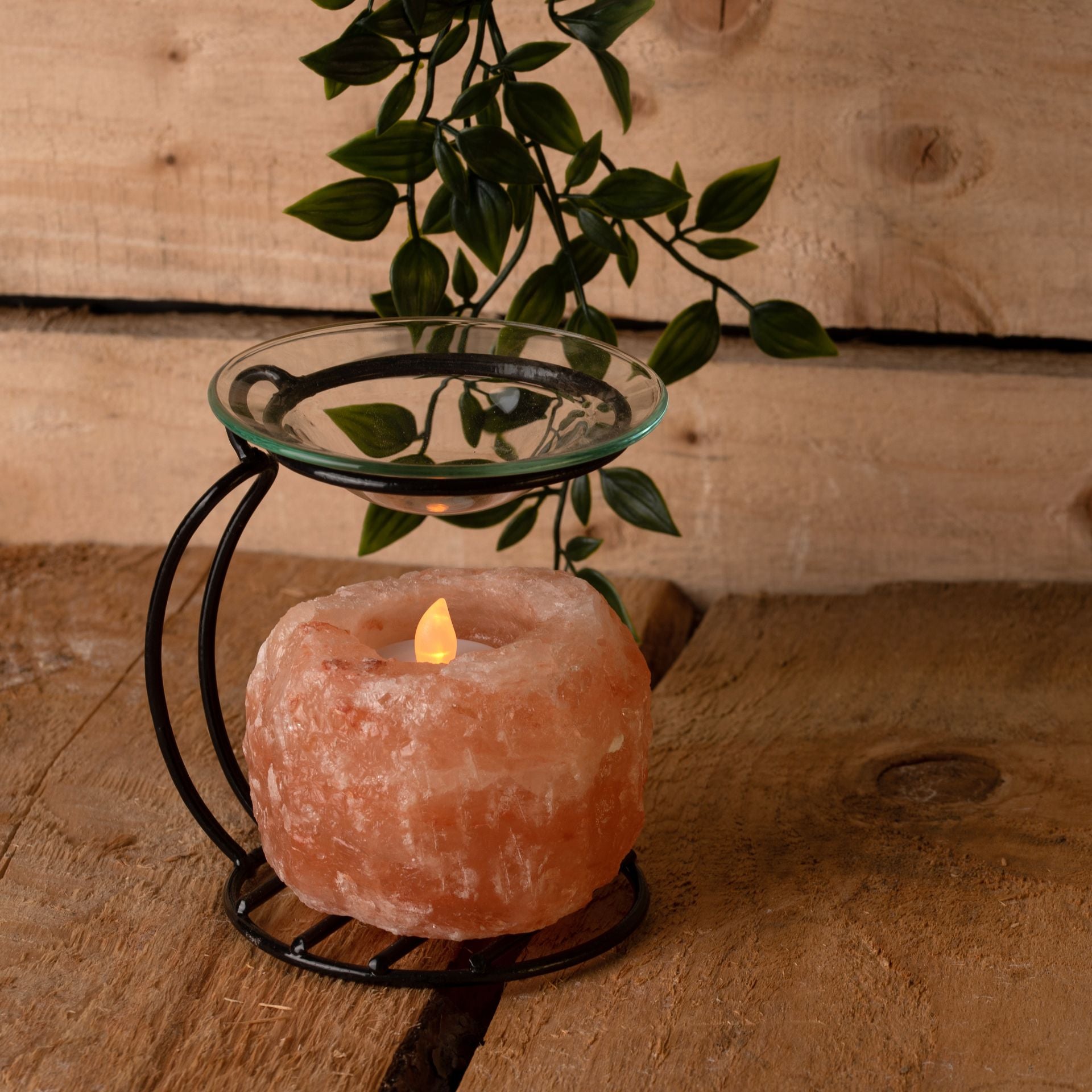Rock Salt Oil Burner on Metal Stand