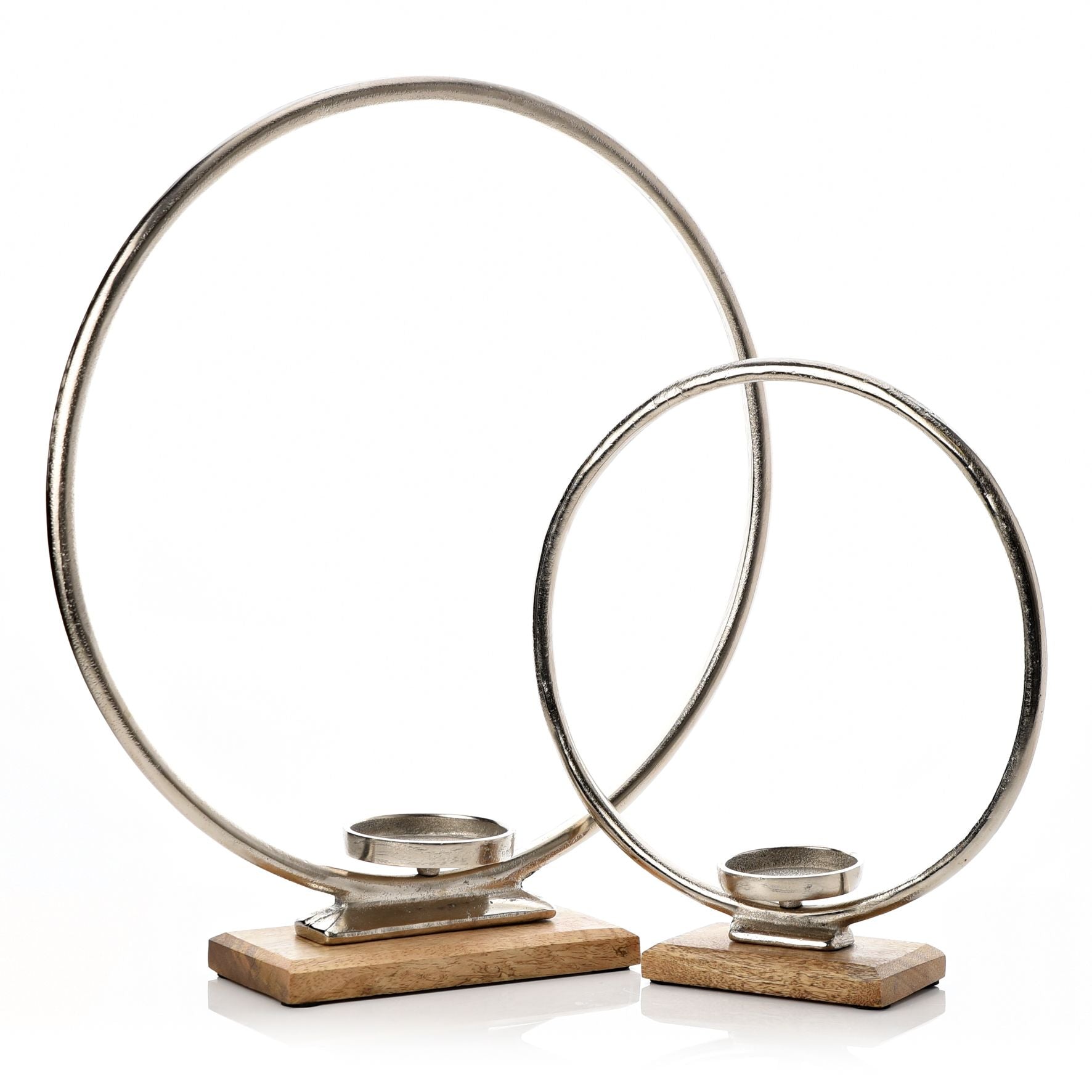 Hestia Set of 2 Metal Hoop Candle Holders 30cm & 43cm