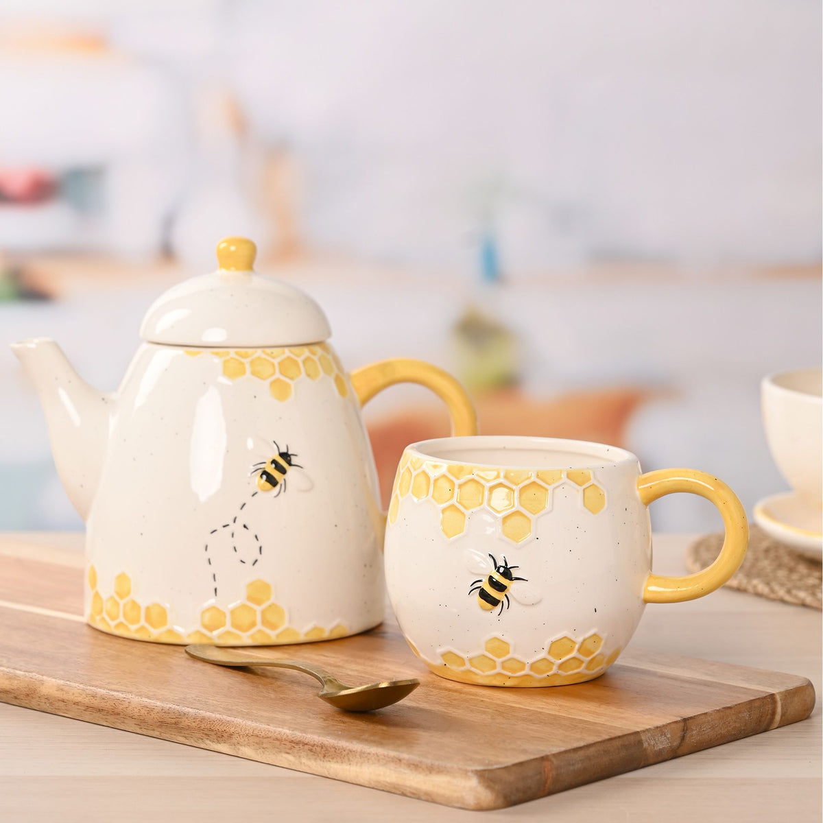 Hestia Bee Hive Teapot