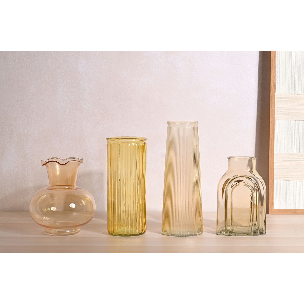 Hestia Fluted Bulb Glass Vase