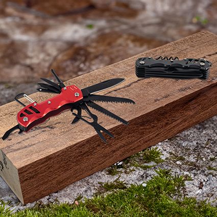 Mad Man Trail Mate 12 in 1 Multi Function Pocket Tool - Black