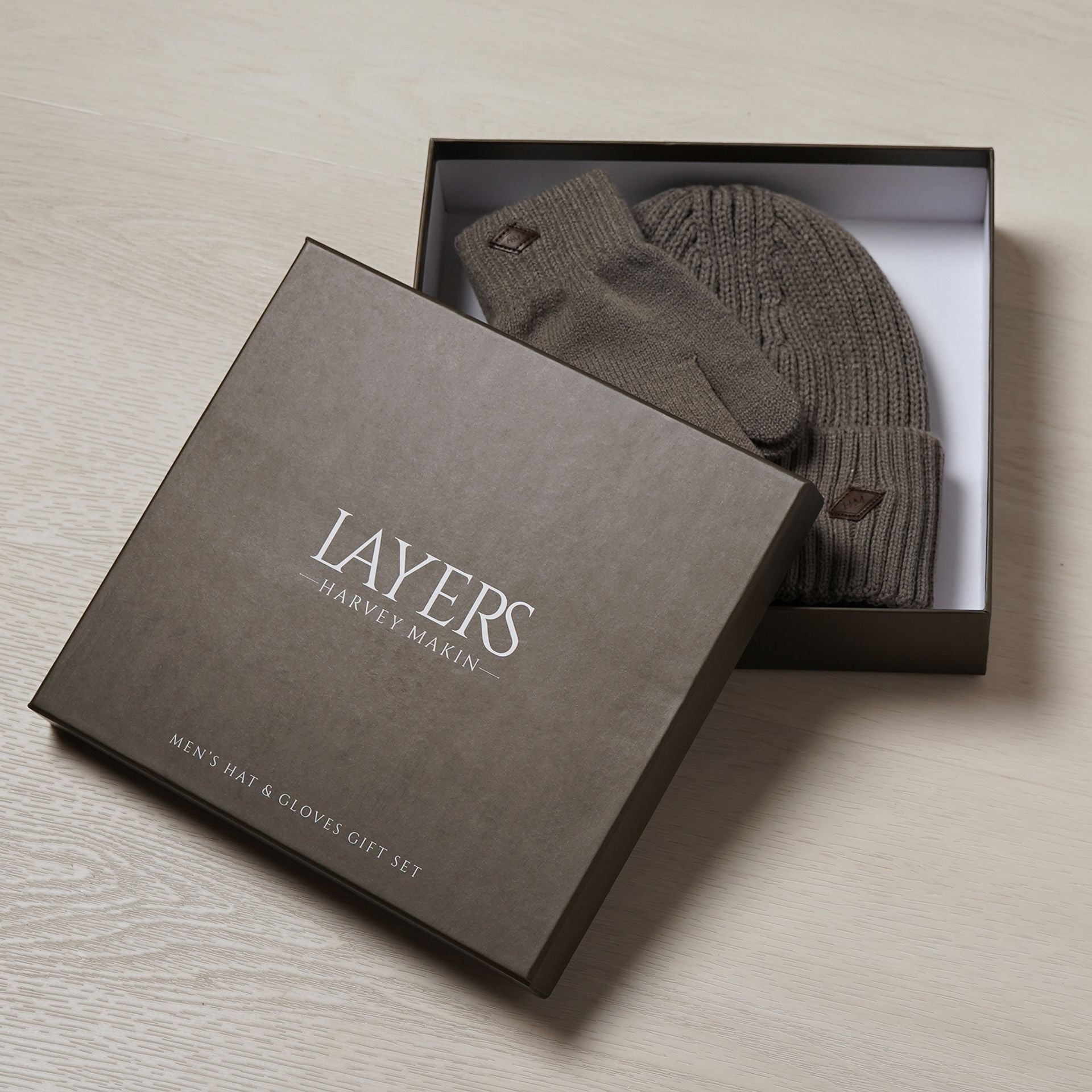 Harvey Makin Layers Hat and Gloves Gift Set - Grey