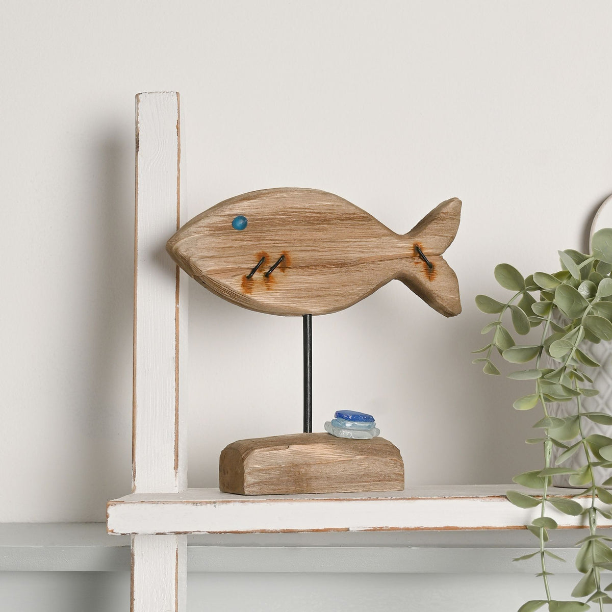 Love Life By The Sea Driftwood with Sea Glass - Fish 18cm
