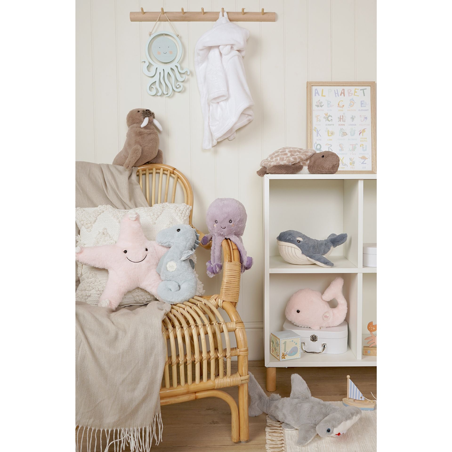 Wilma The Plush Pink Whale 28 cm