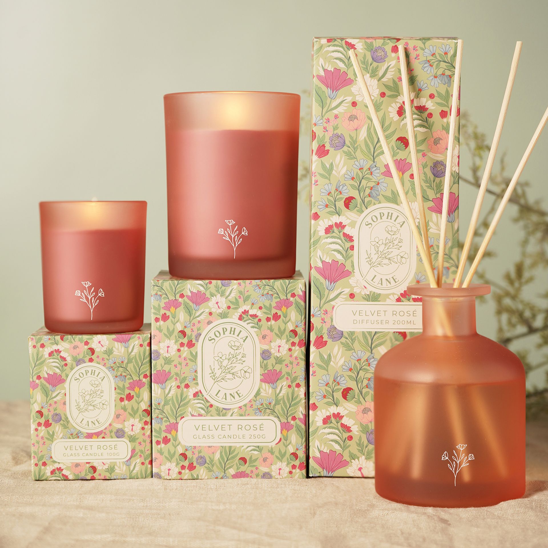 Sophia Lane Velvet Rose Floral Candle - 250g