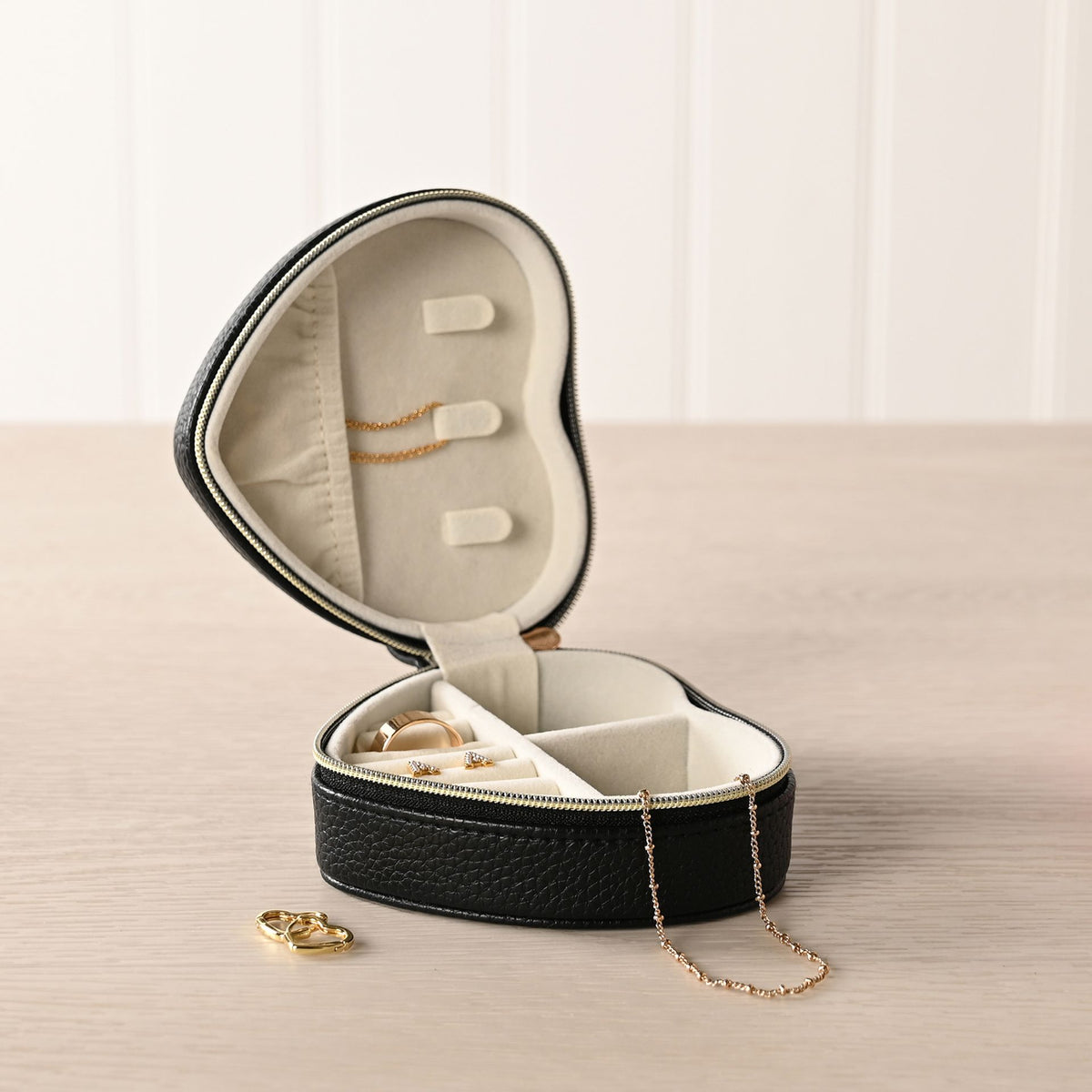Sophia Heart Shaped Jewellery Box - Black