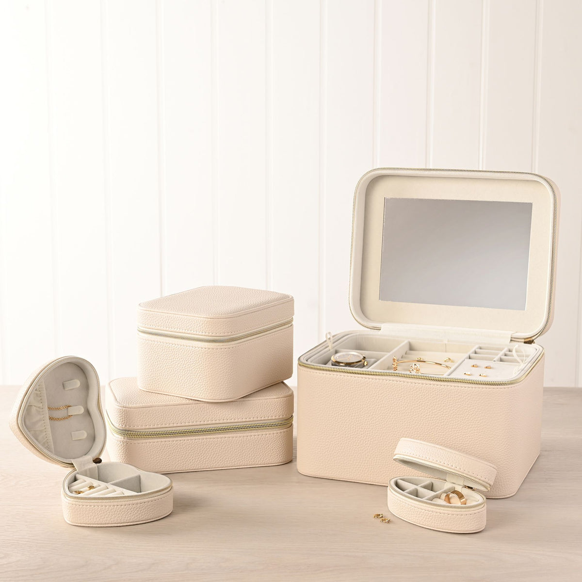 Sophia Jewellery Box with Mirror Medium - Cream