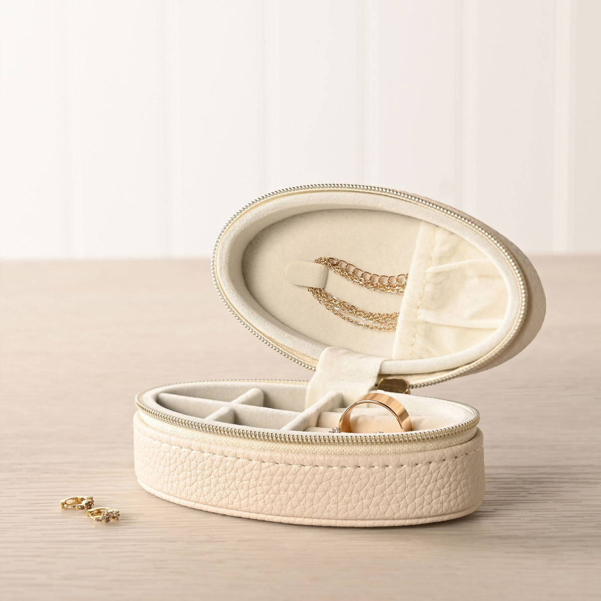 Sophia Mini Oval Jewellery Box - Cream